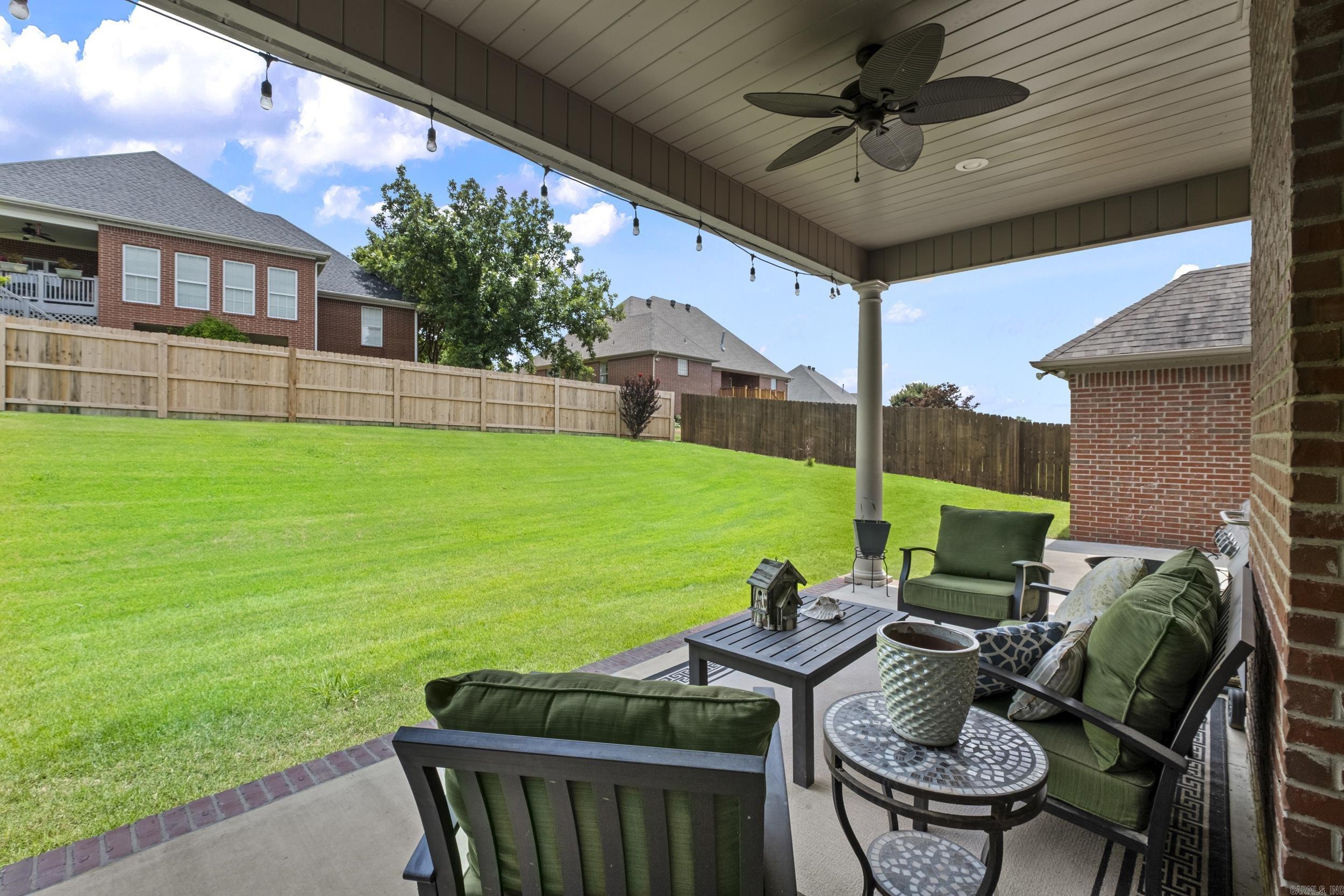 RIVER OAKS - Residential