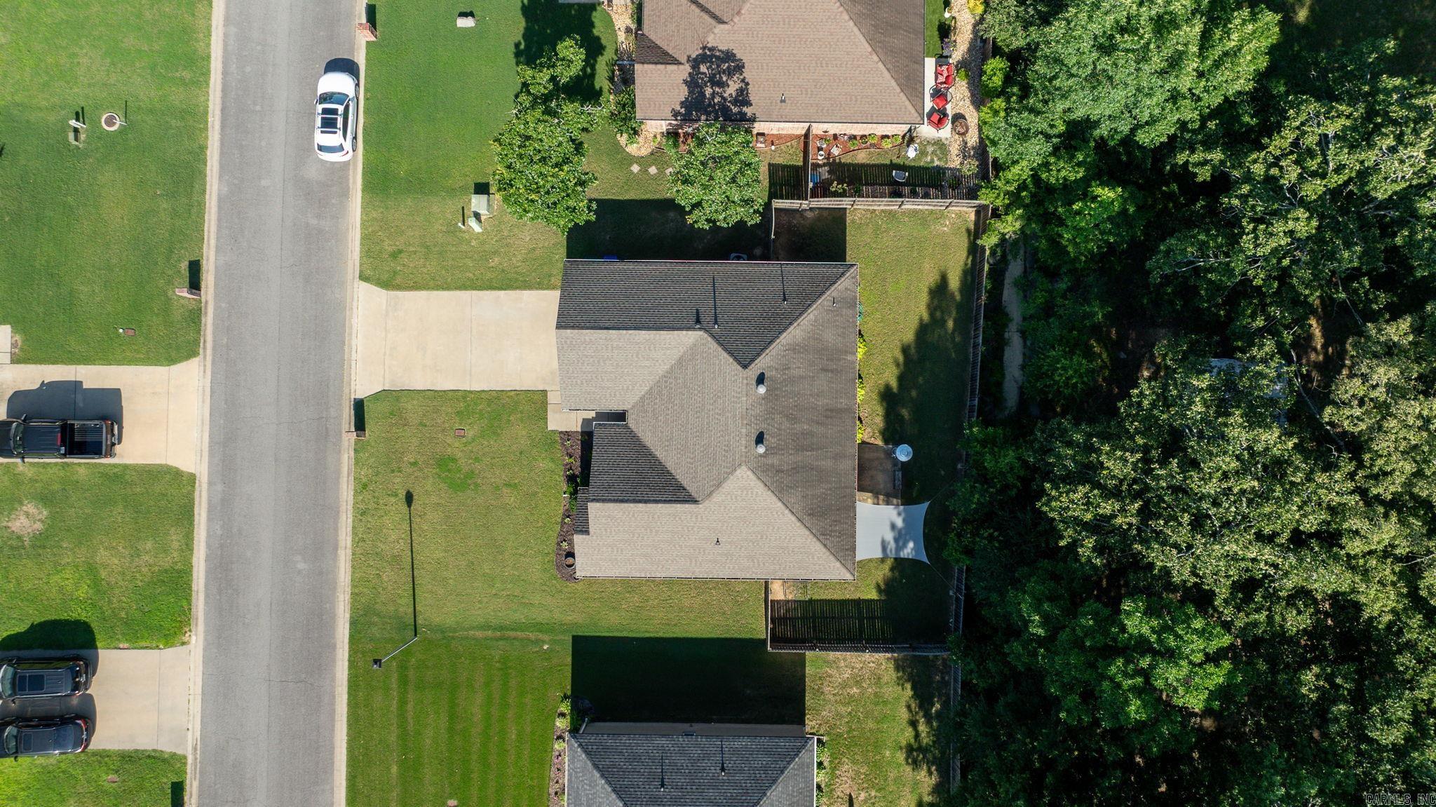 MAKENNA COVE - Residential
