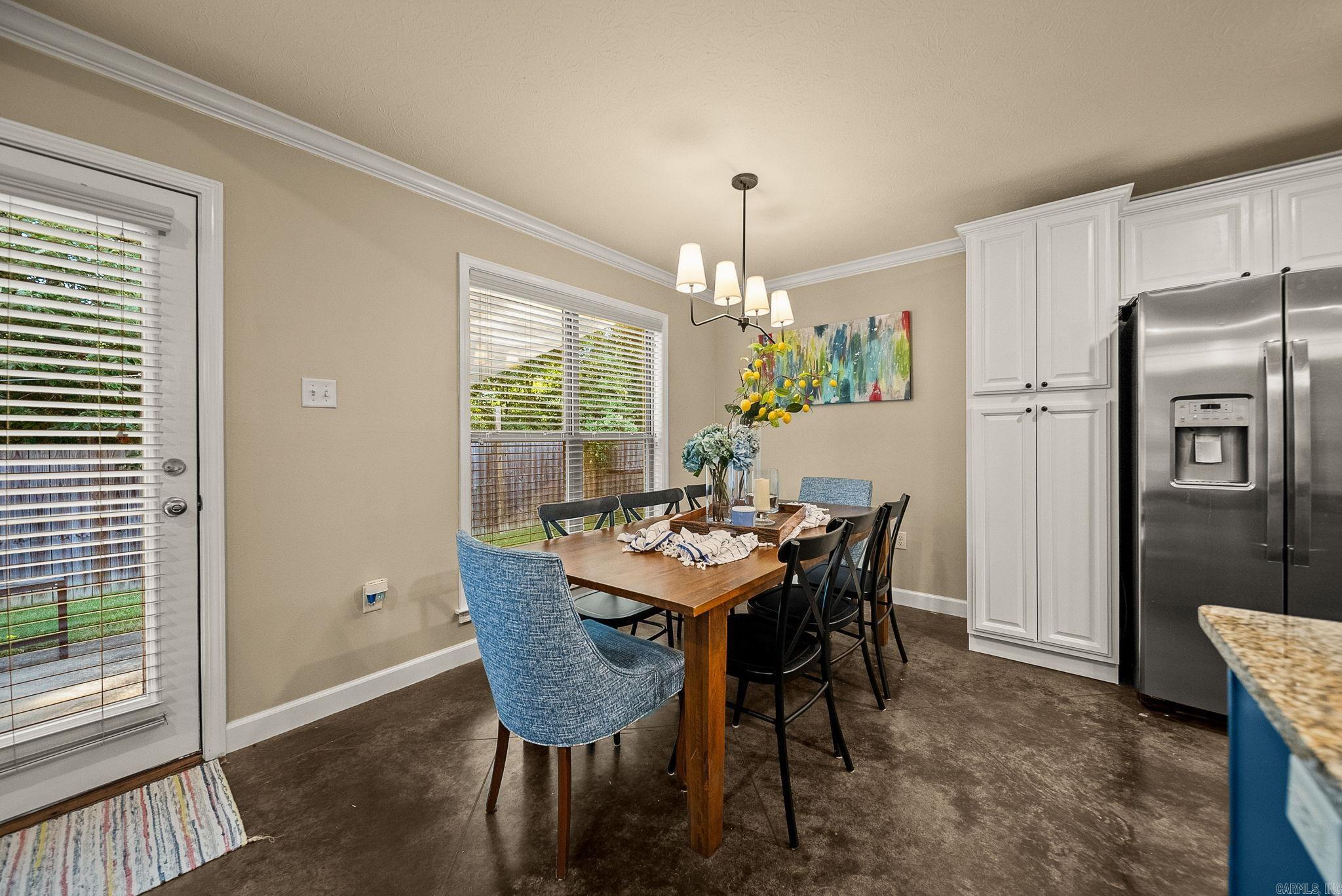 MAKENNA COVE - Residential