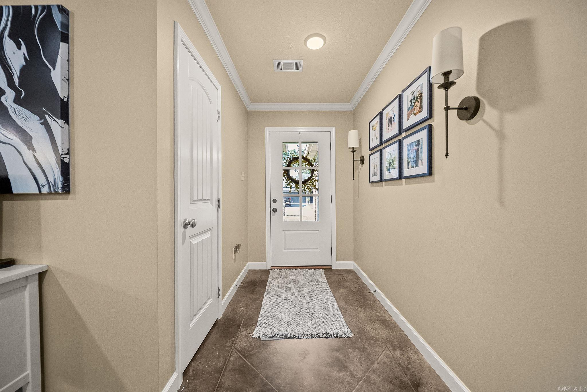 MAKENNA COVE - Residential