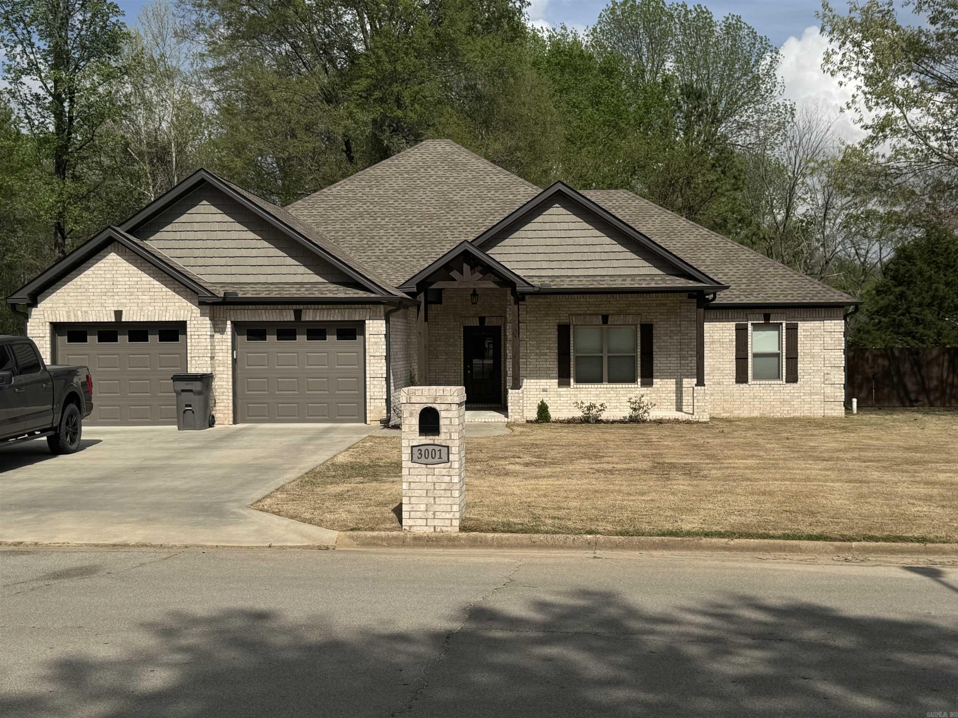 Beautiful home located on corner lot in Register Estates. Large fenced in backyard with huge shade trees, above ground pool & screened in back porch. Plenty of room inside too with 4 bedrooms! Kitchen has a large island next to the dining area & opens to the living room. Primary suite has a walk in closet, sit down vanity, soaker tub & tiled shower. Lots of extras to love in this home! *Home has a LOMA & does NOT require flood insurance*