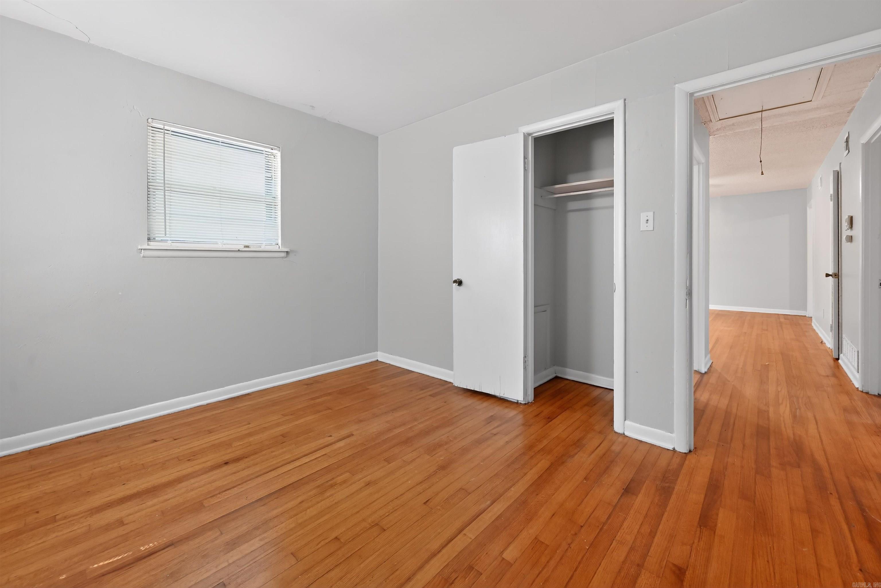 WAKEFIELD VILLAGE - Residential