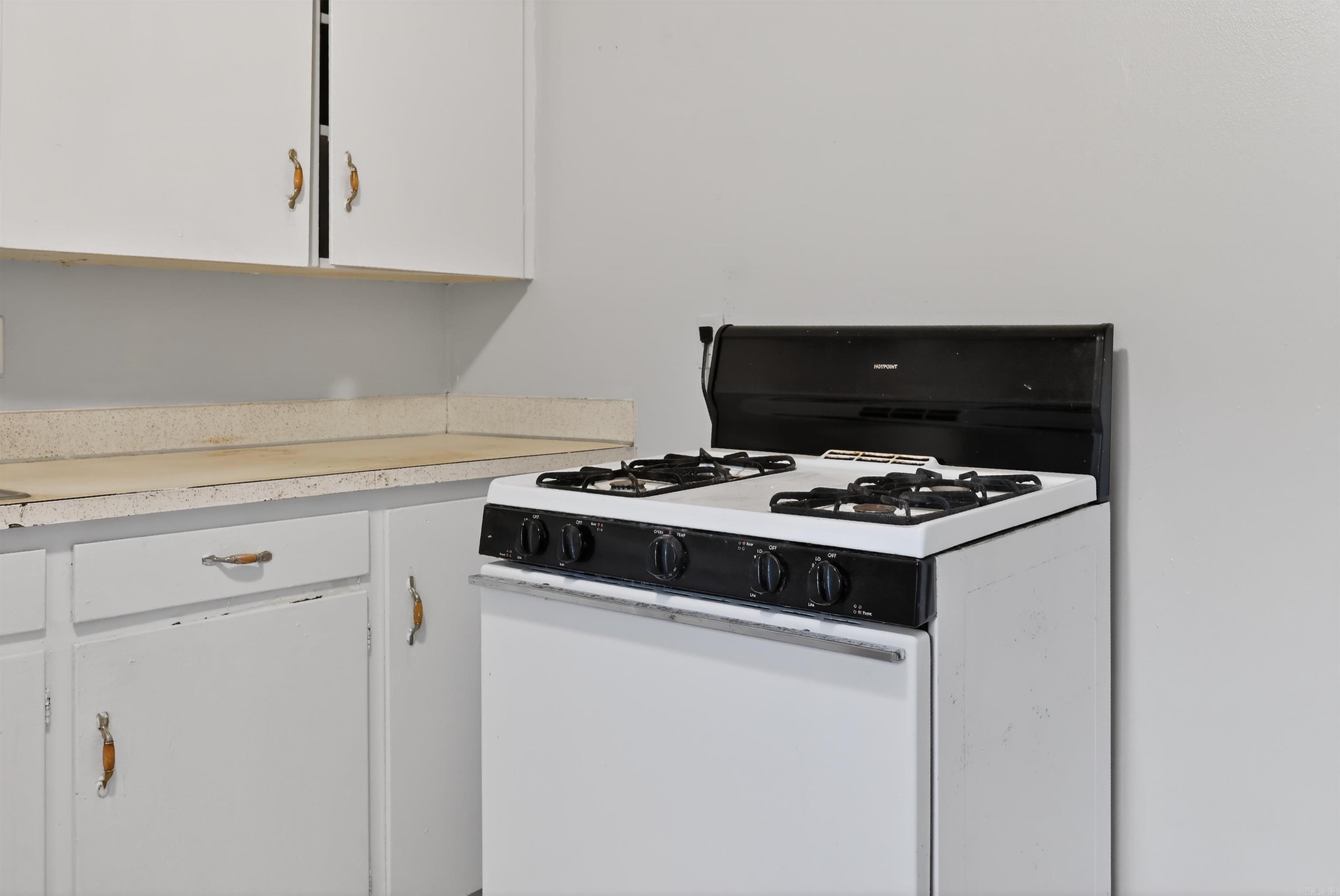 WAKEFIELD VILLAGE - Residential