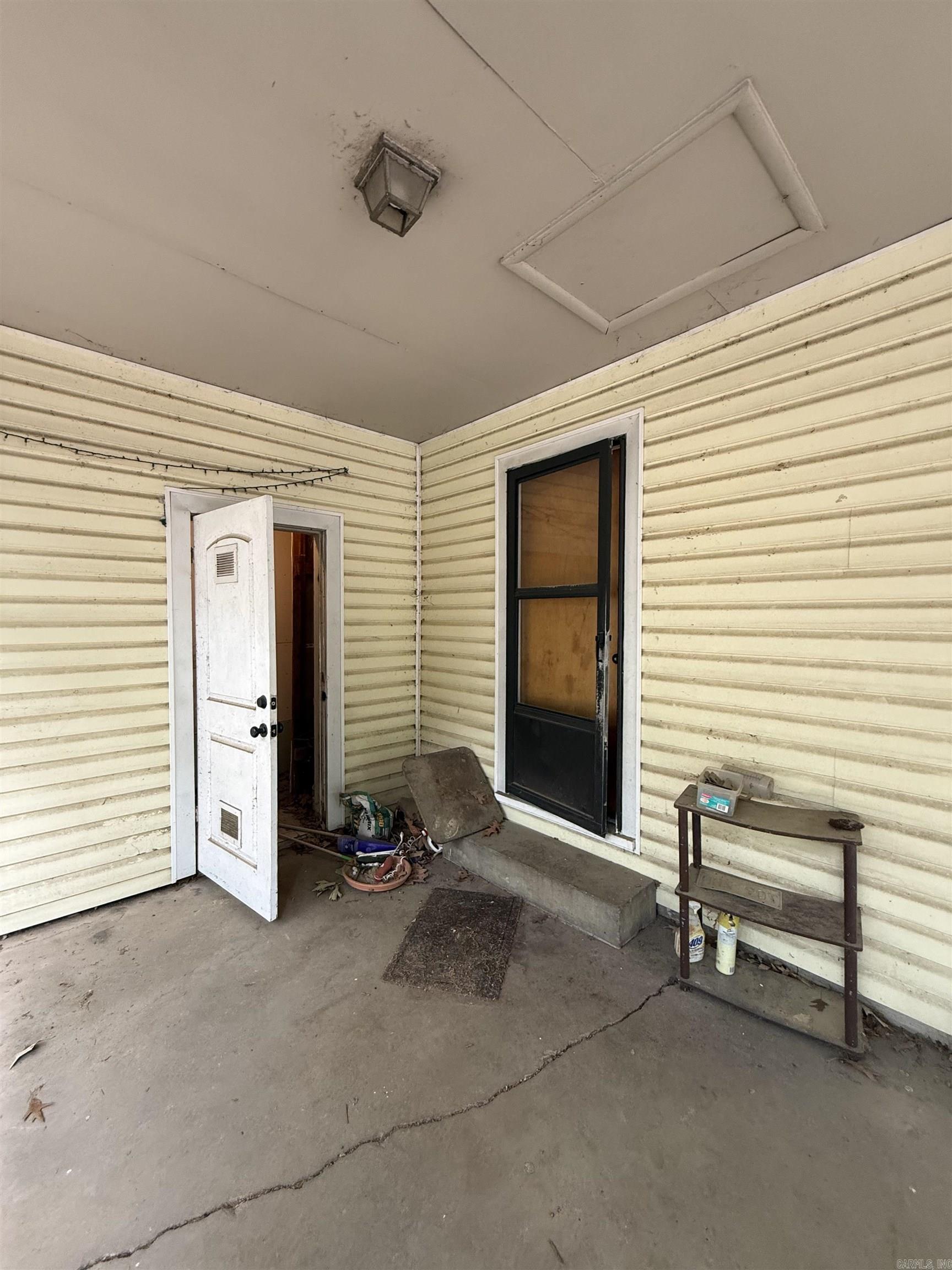 WAKEFIELD VILLAGE - Residential