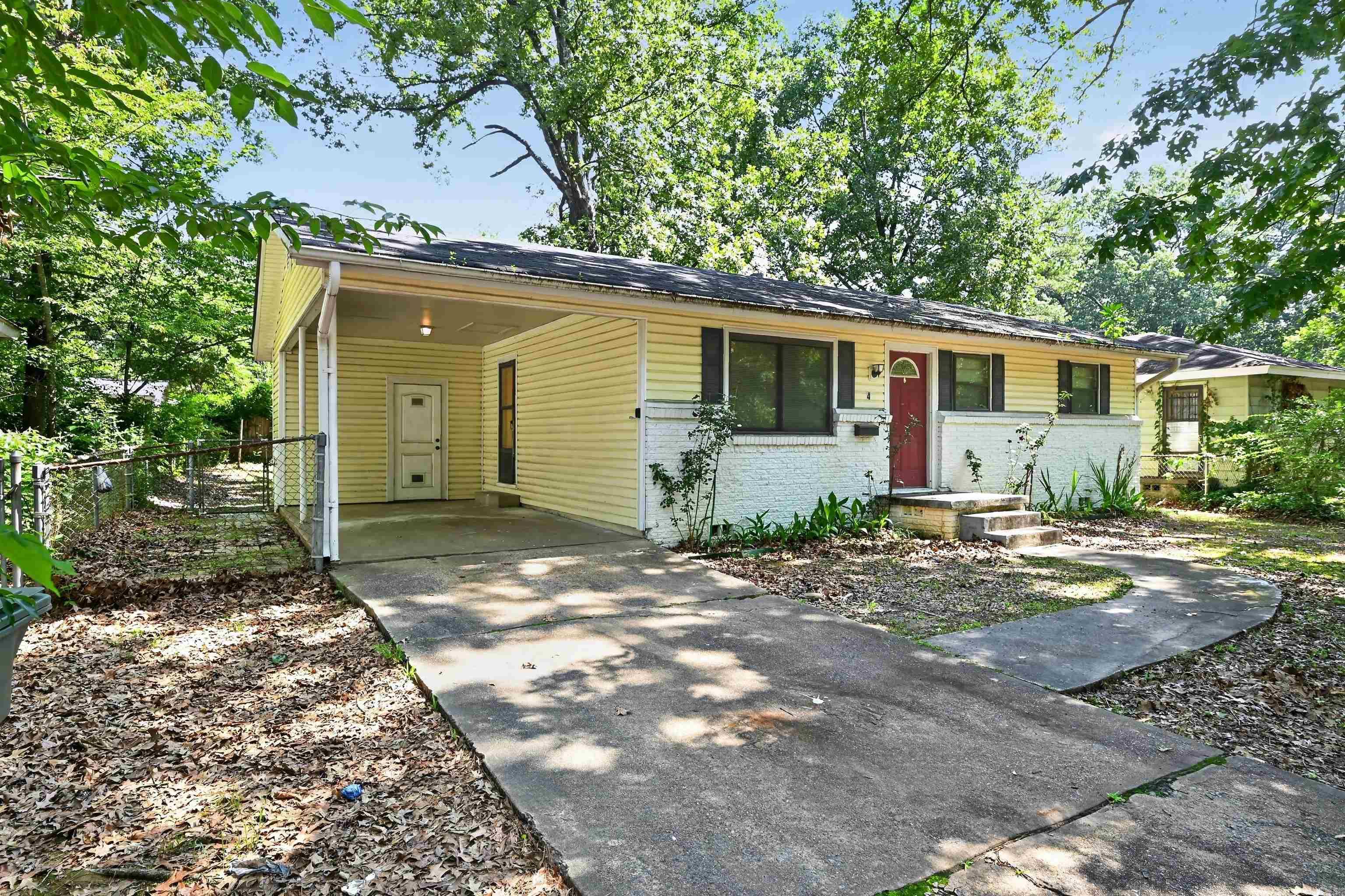 WAKEFIELD VILLAGE - Residential