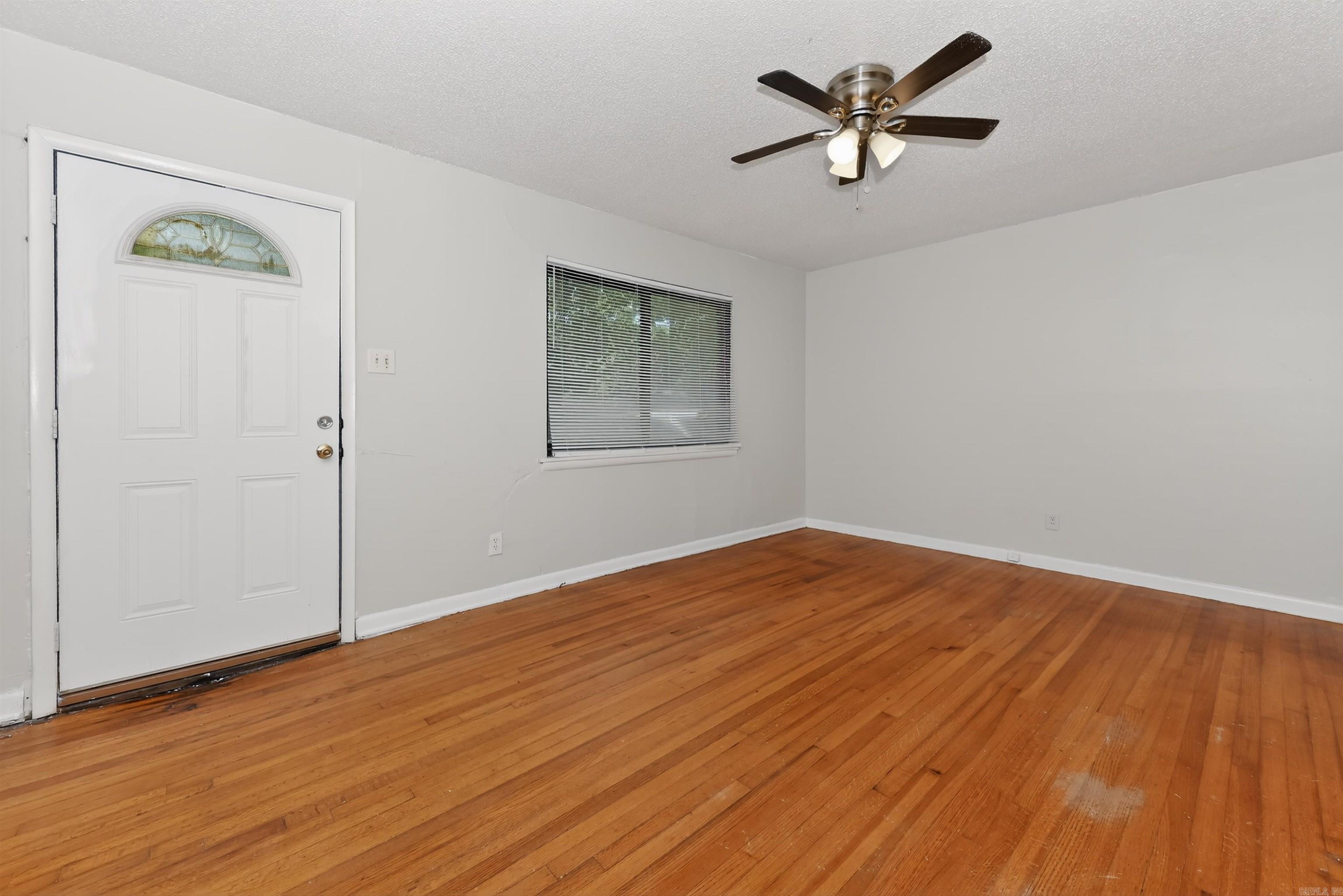 WAKEFIELD VILLAGE - Residential