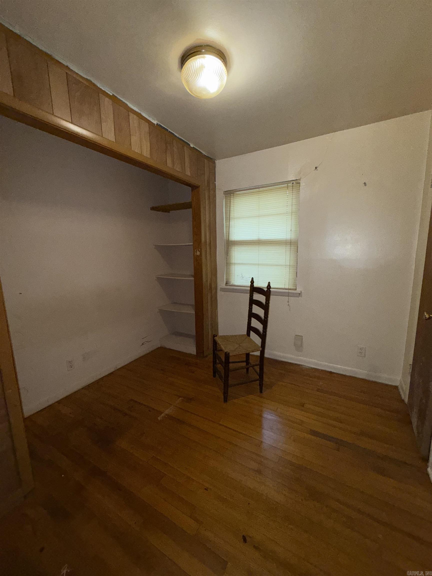 WAKEFIELD VILLAGE - Residential