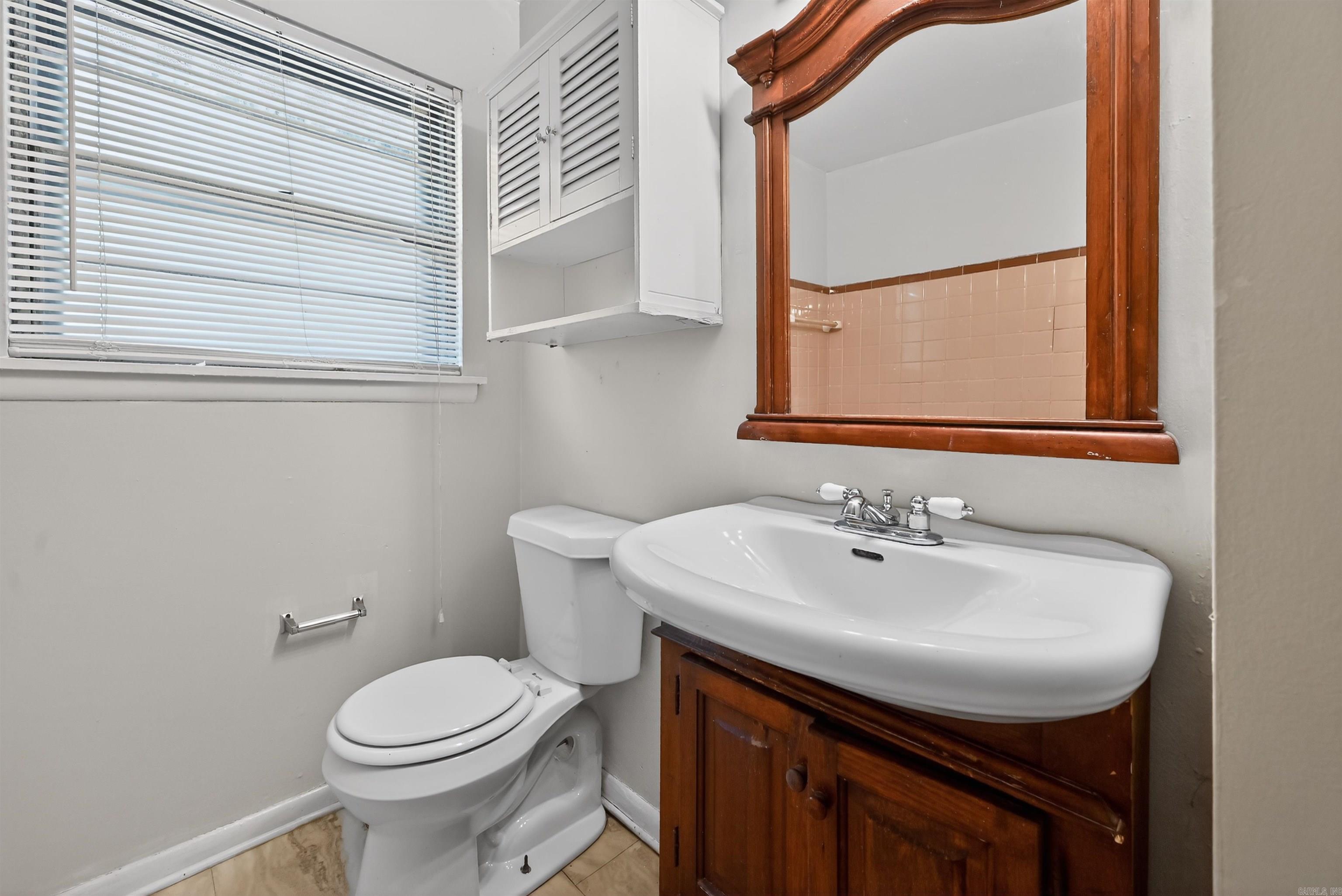 WAKEFIELD VILLAGE - Residential