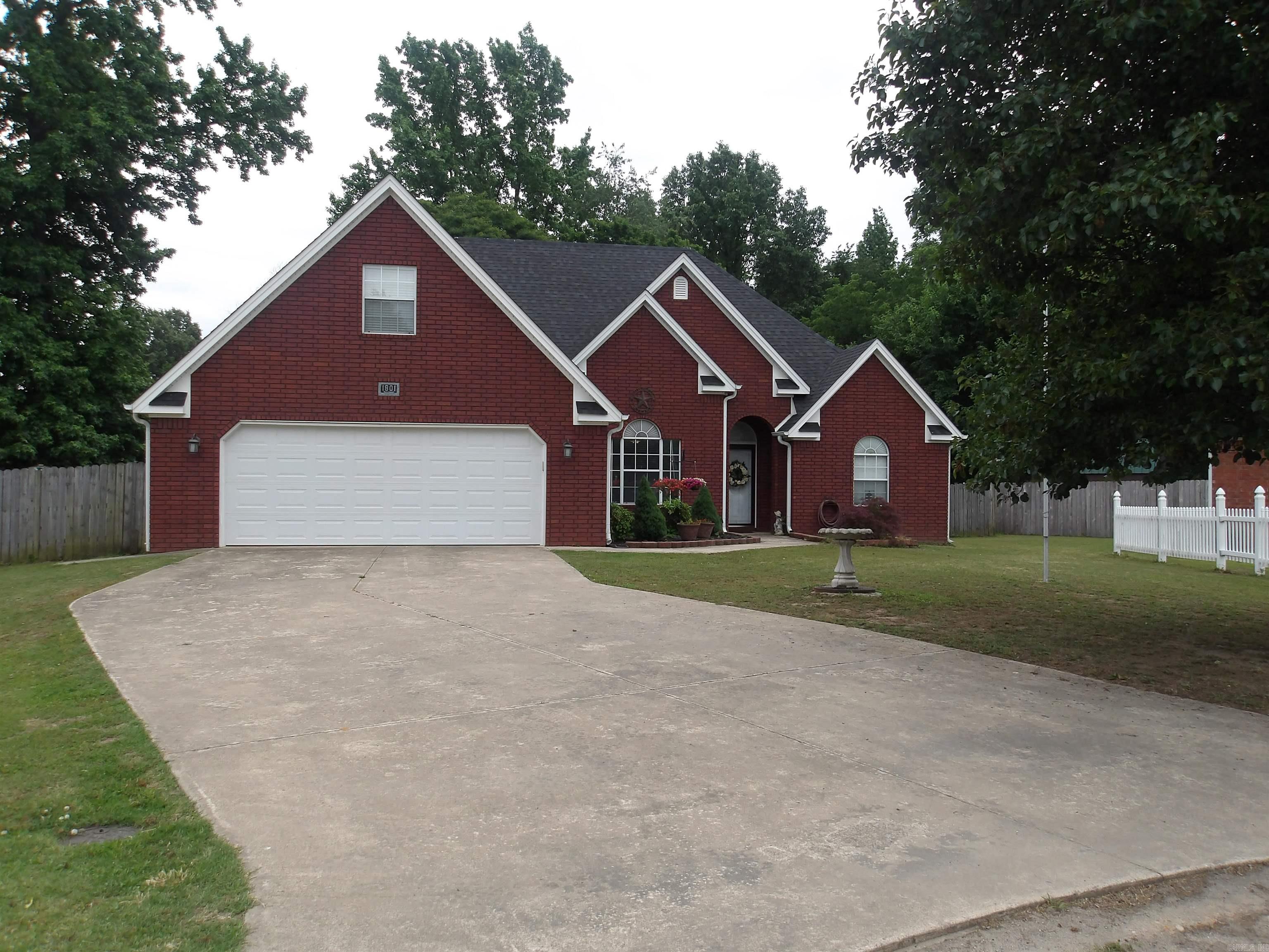 Looking for space, comfort, and updates already done? This, 4 bed, 3 bath brick home has it all! Featuring a fenced-in yard, a covered back porch is partly screened in, and a separate master suite for added privacy. Inside you’ll love the newer flooring in the living and dining rooms, central vacuum system through most of the home, newer appliances within the last 5 years, roof is only 2 years old, and an HVAC system less than a year old. Two outside storage units great for a garden or lawn mowers Plenty of extras packed into this one — ready for you to call home!