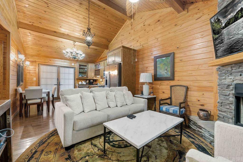 PRIMROSE CREEK - Residential