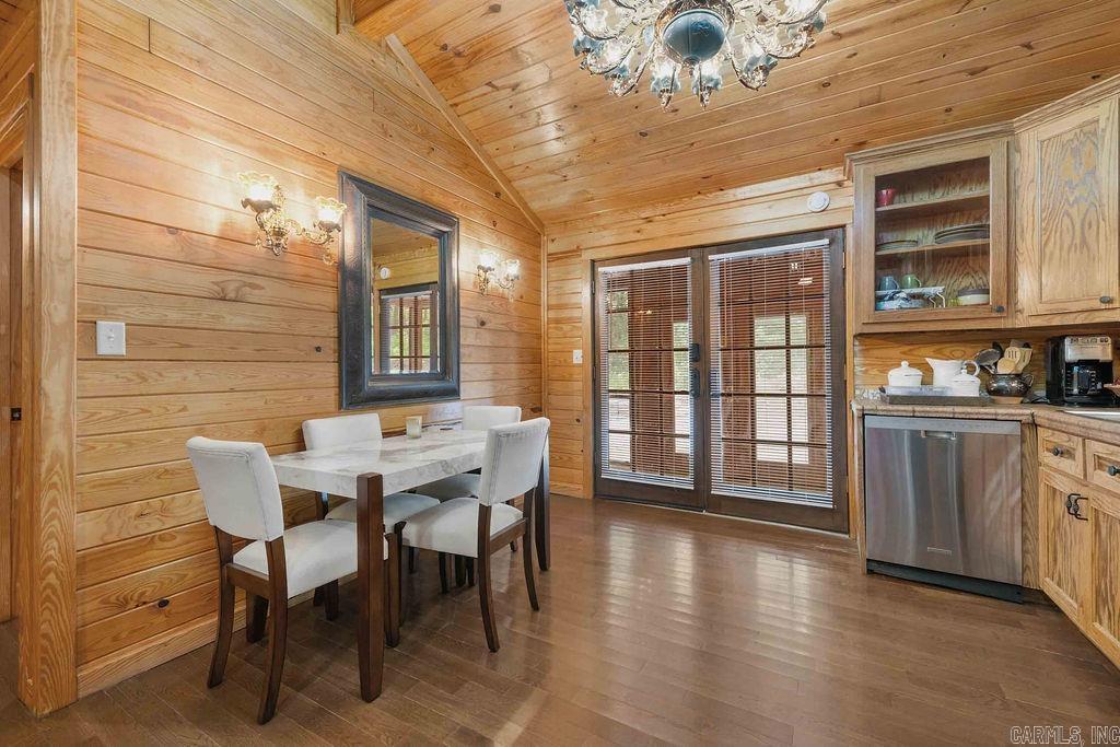 PRIMROSE CREEK - Residential