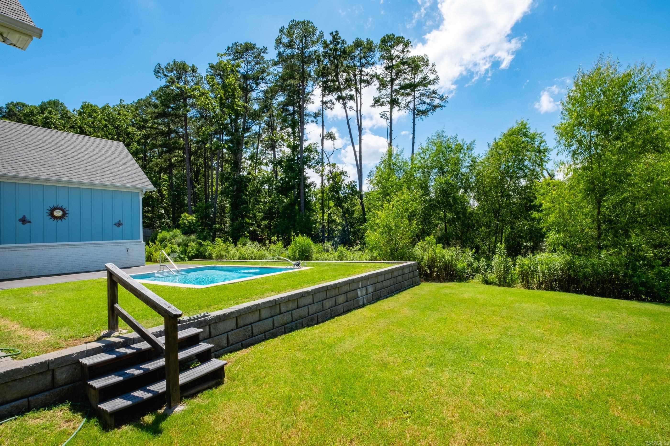 CHENAL VALLEY "CAUREL COURT" - Residential