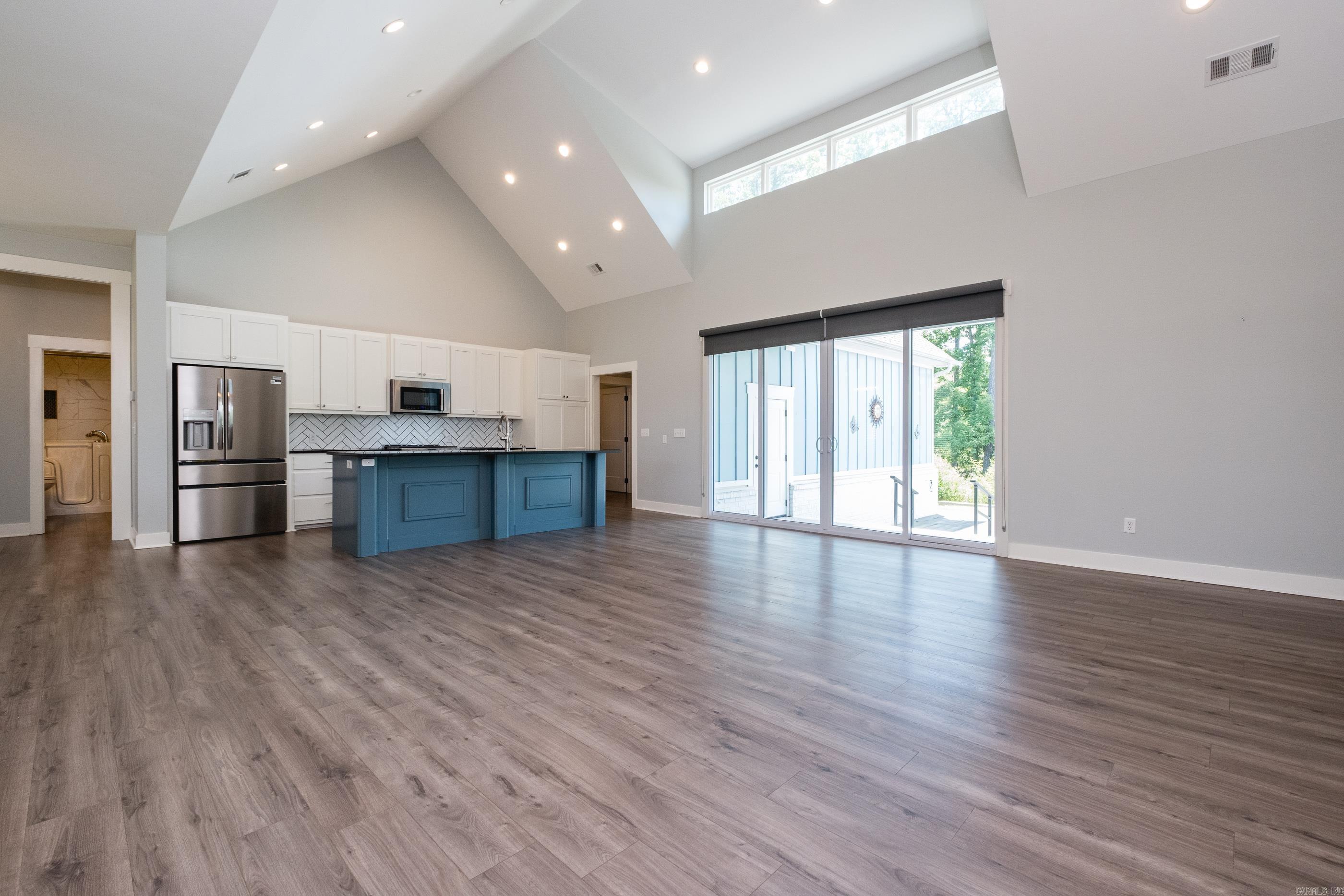 CHENAL VALLEY "CAUREL COURT" - Residential