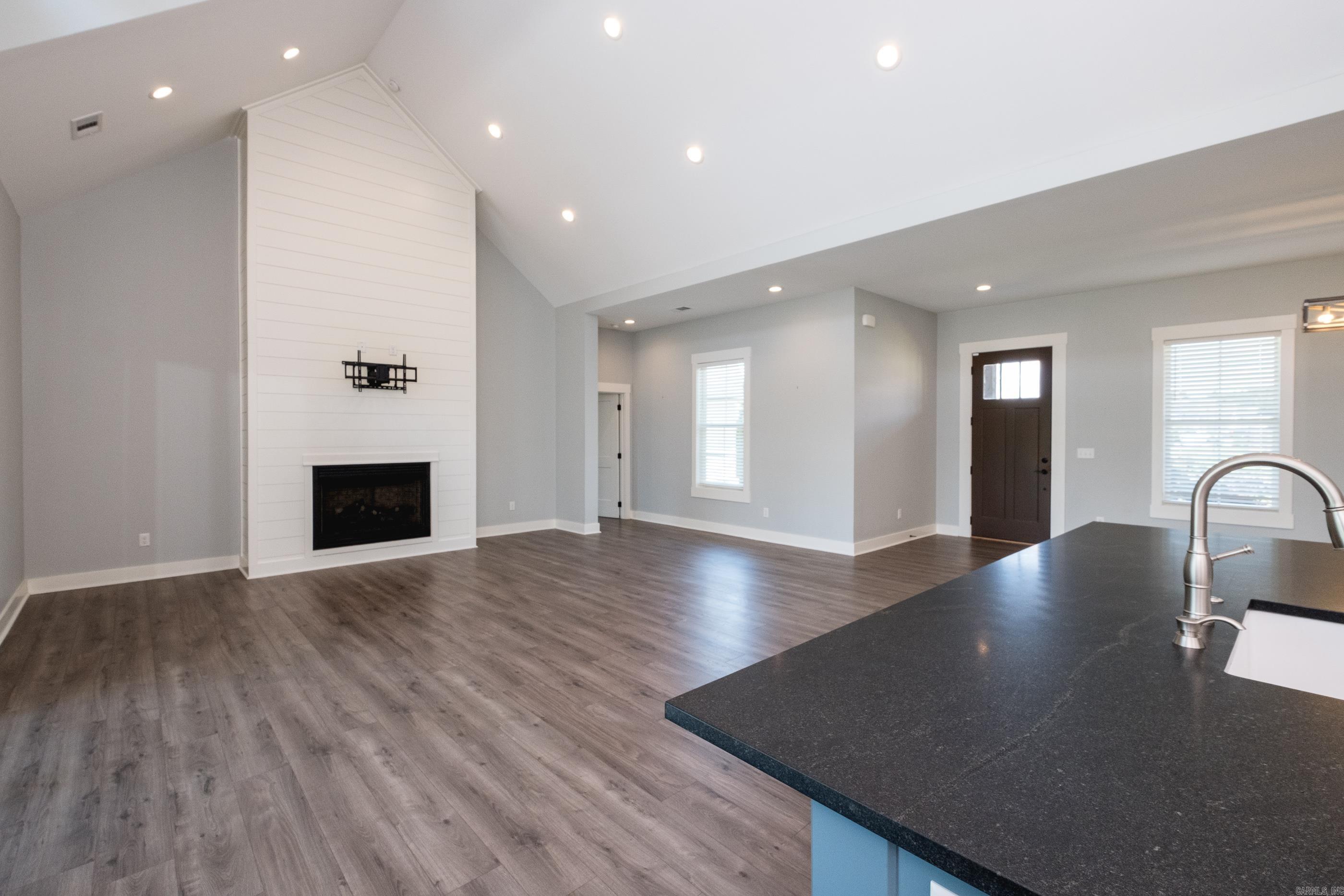 CHENAL VALLEY "CAUREL COURT" - Residential