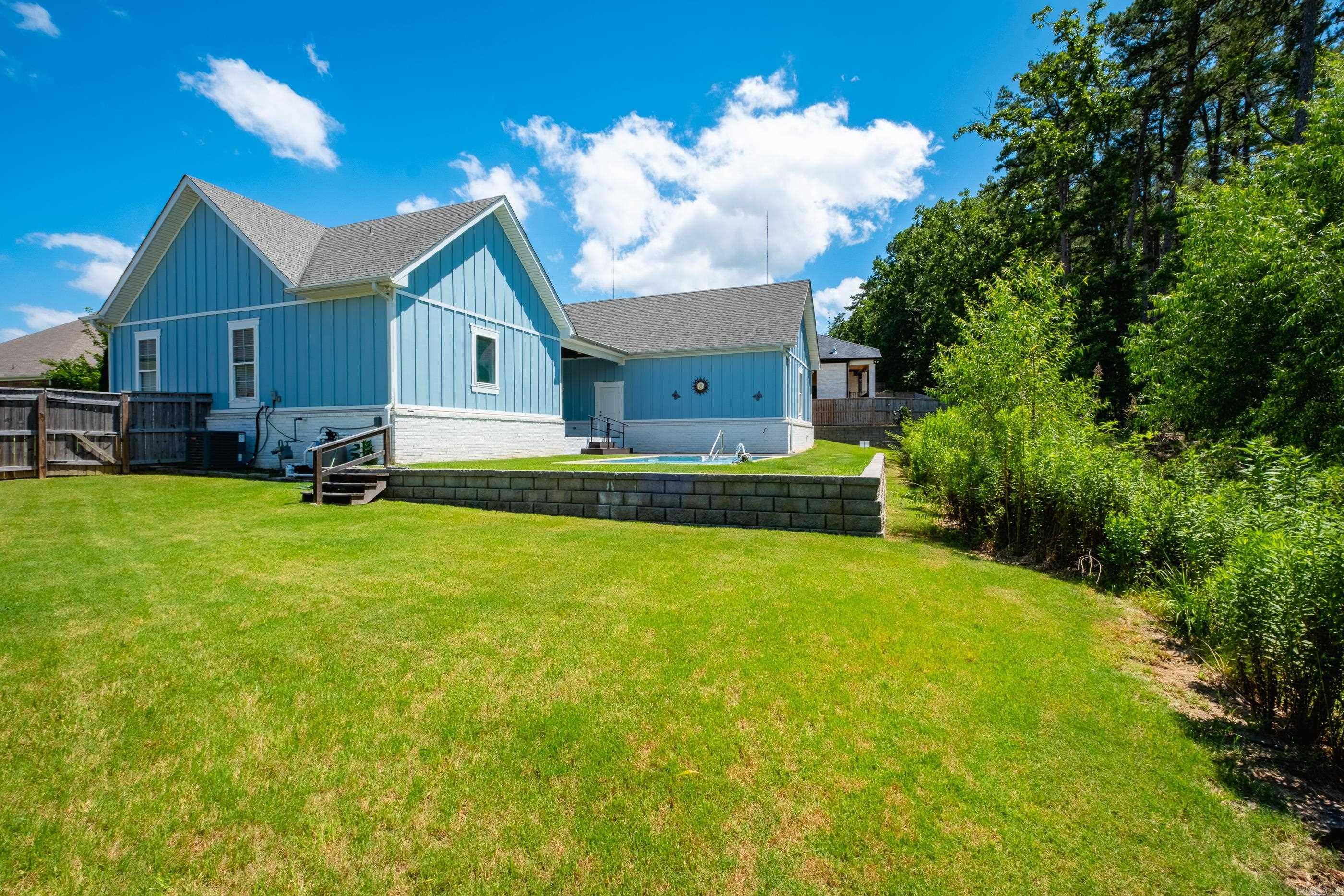CHENAL VALLEY "CAUREL COURT" - Residential