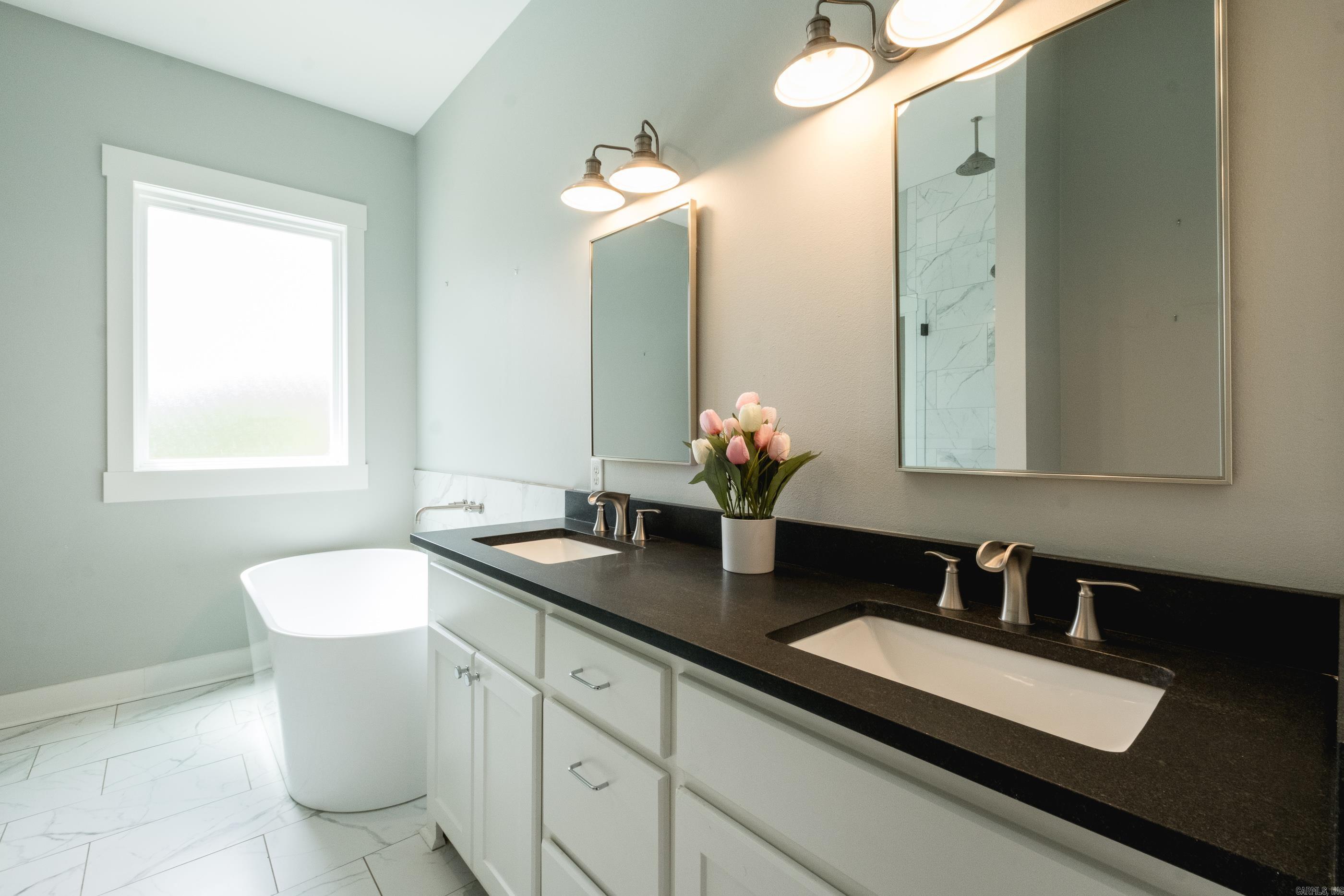 CHENAL VALLEY "CAUREL COURT" - Residential