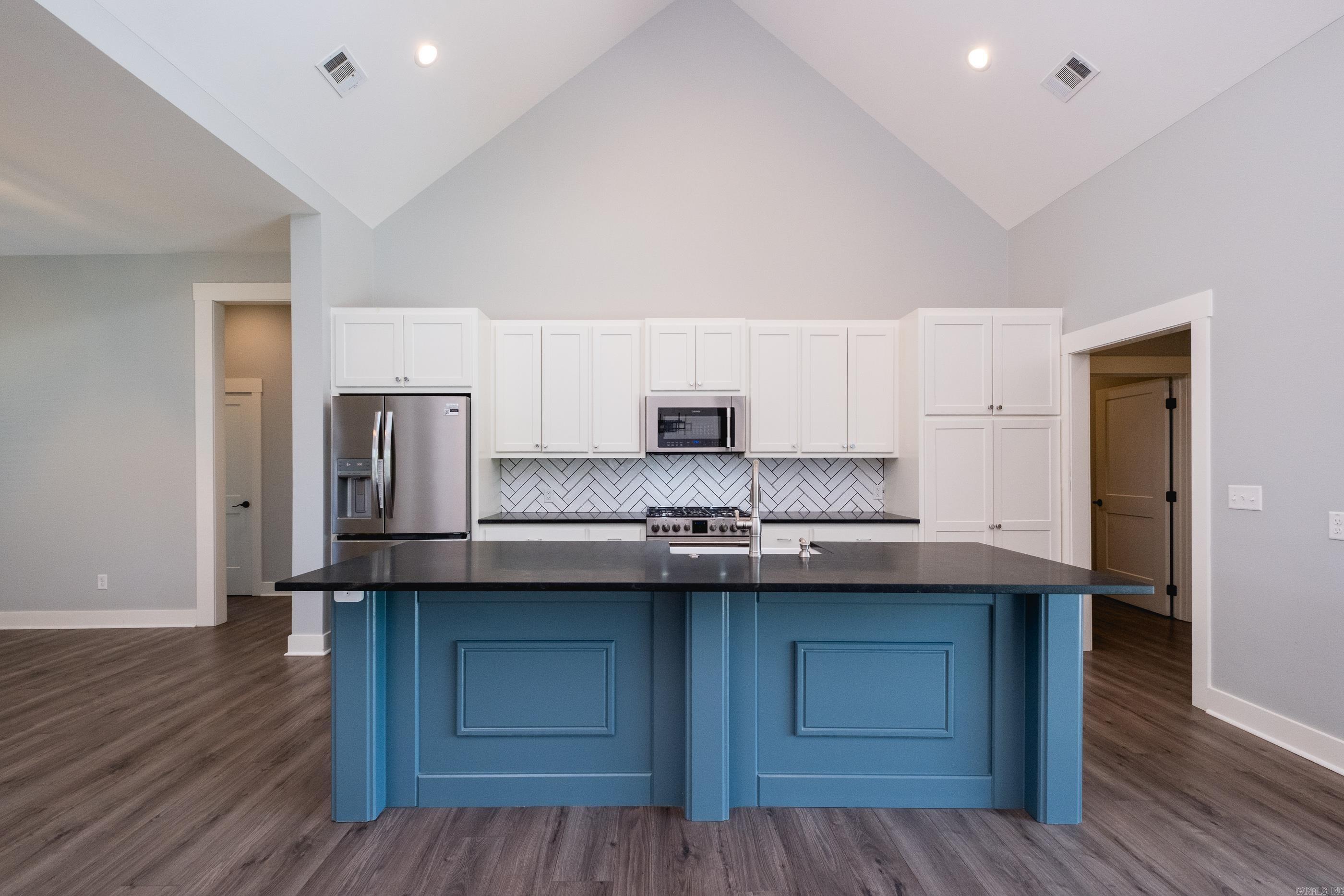 CHENAL VALLEY "CAUREL COURT" - Residential