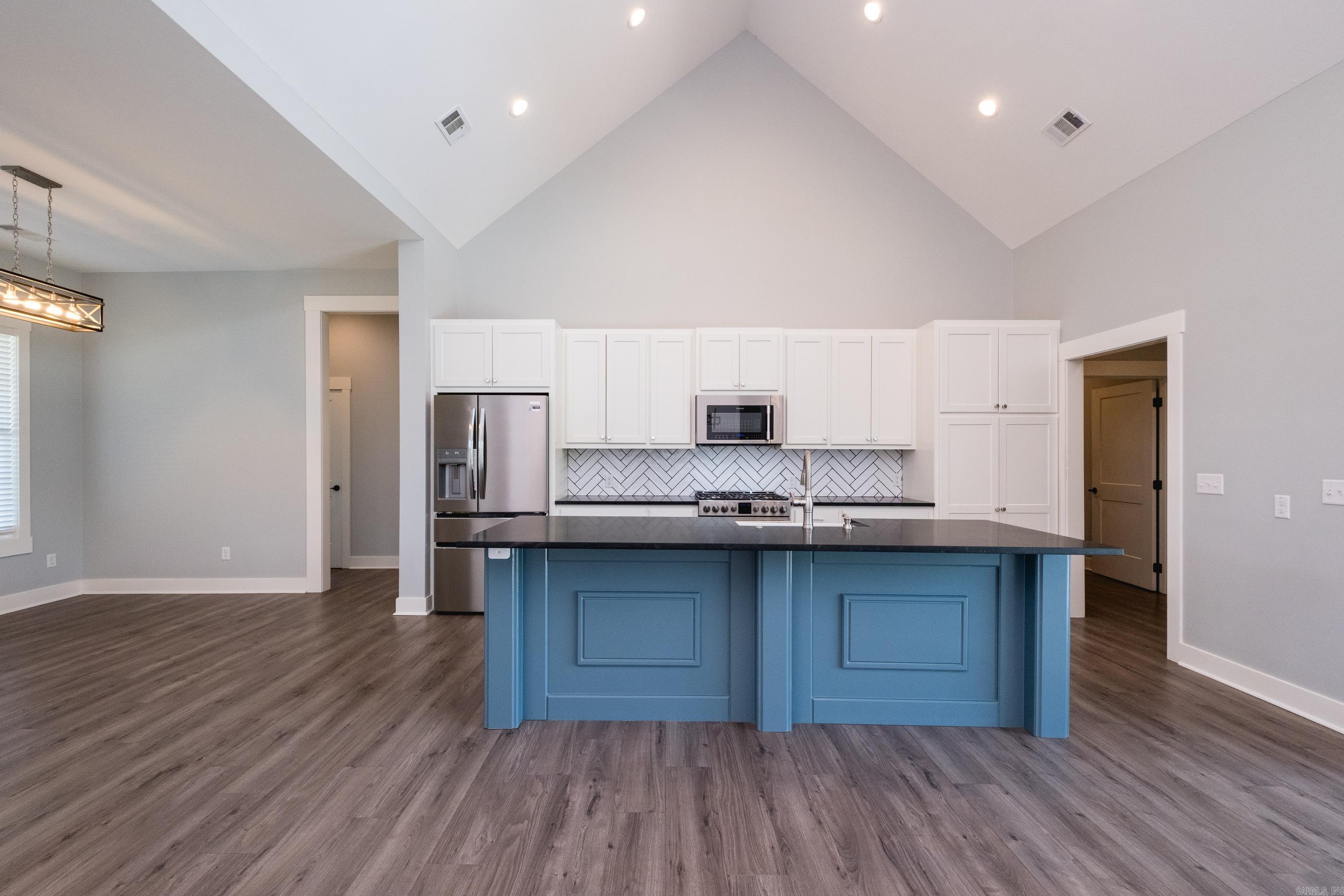 CHENAL VALLEY "CAUREL COURT" - Residential