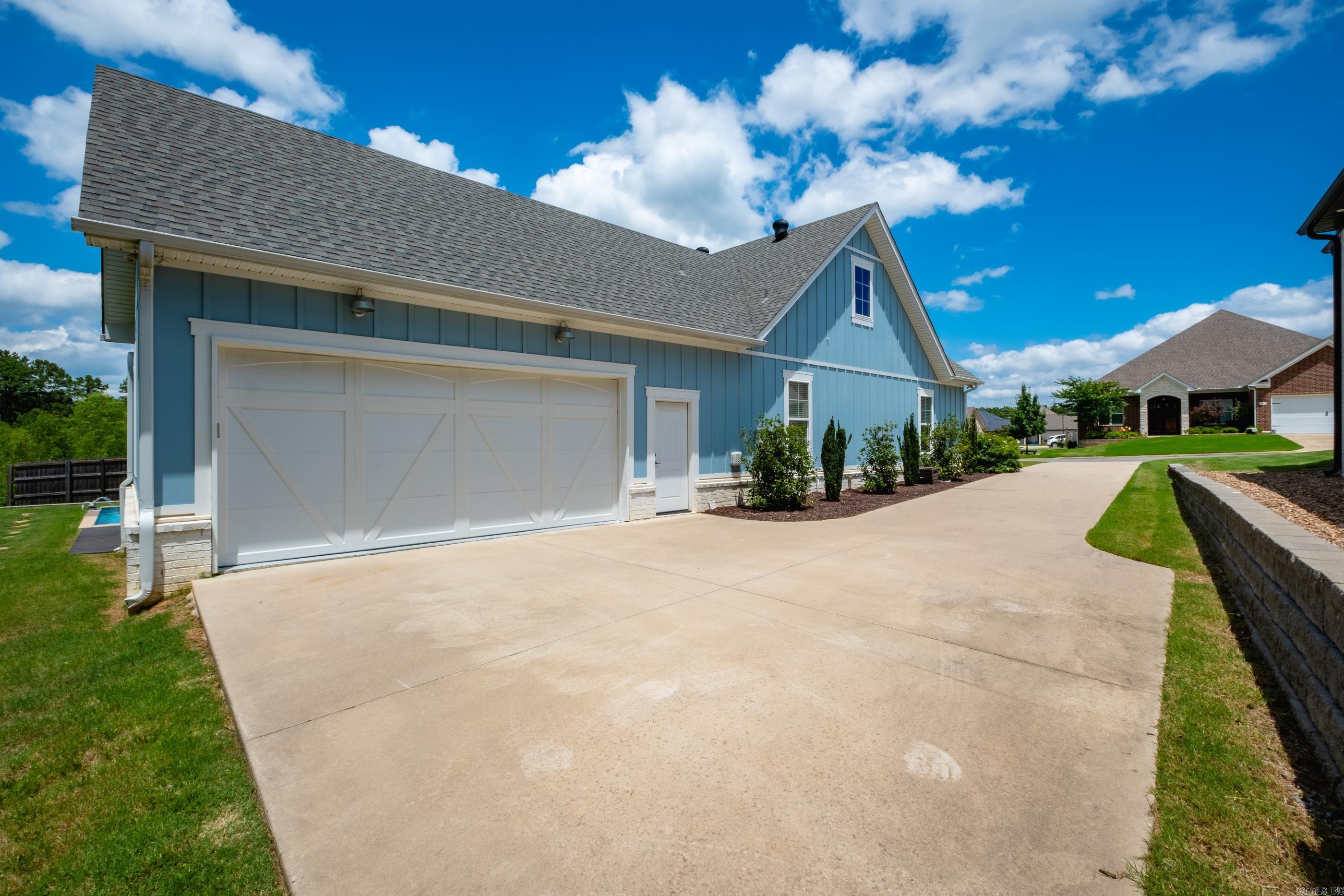 CHENAL VALLEY "CAUREL COURT" - Residential