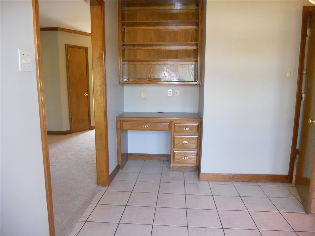 NORTH POINTE ADDN - Residential