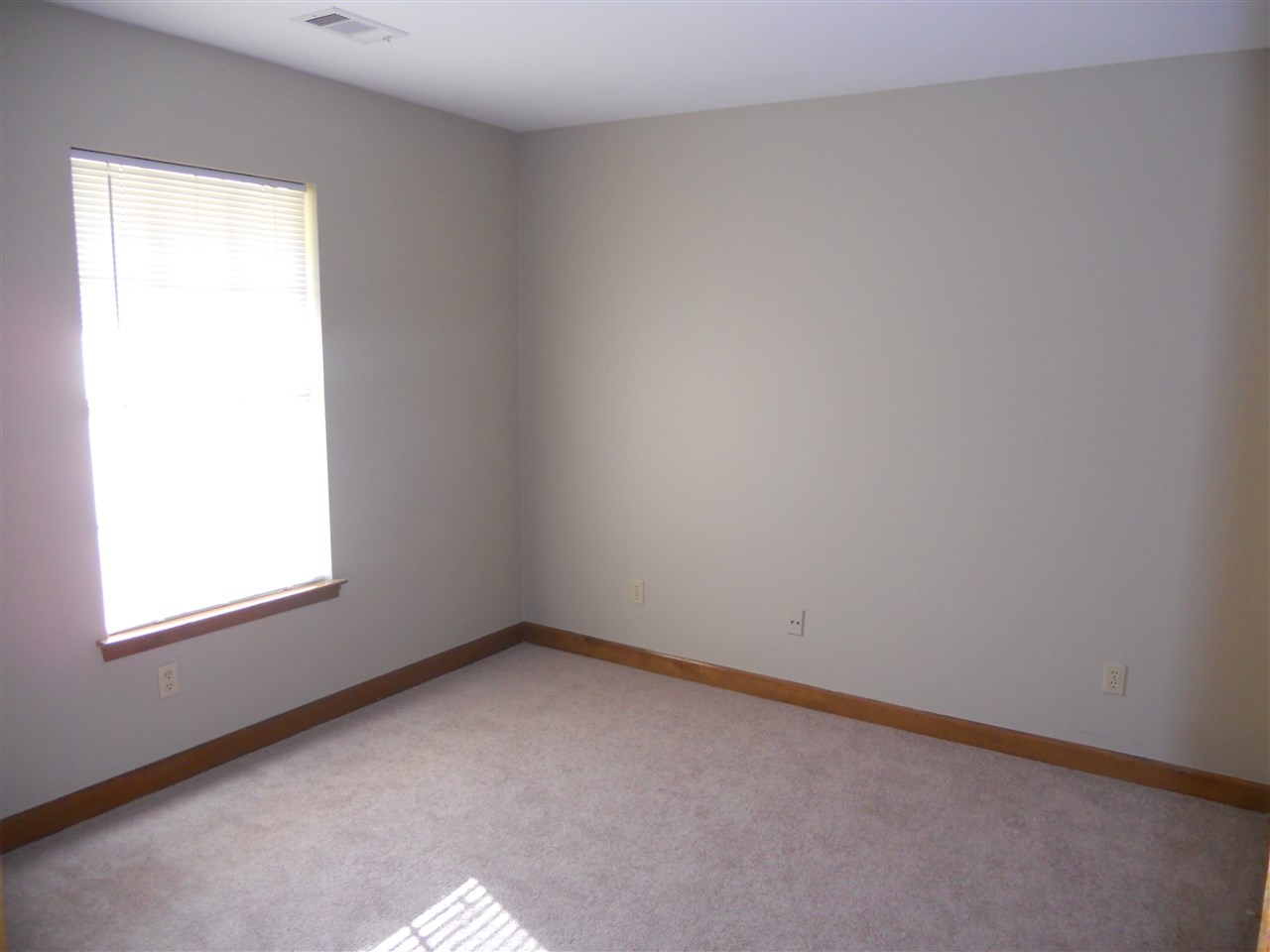 NORTH POINTE ADDN - Residential