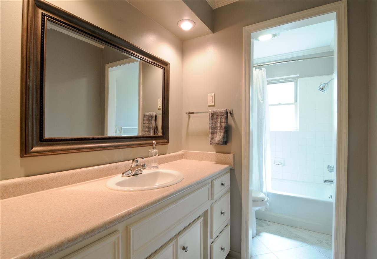 Marlowe Manor - Residential