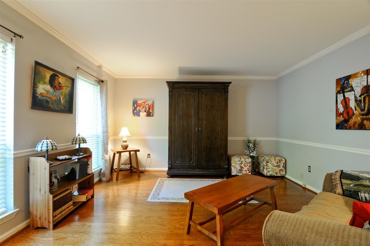 Marlowe Manor - Residential