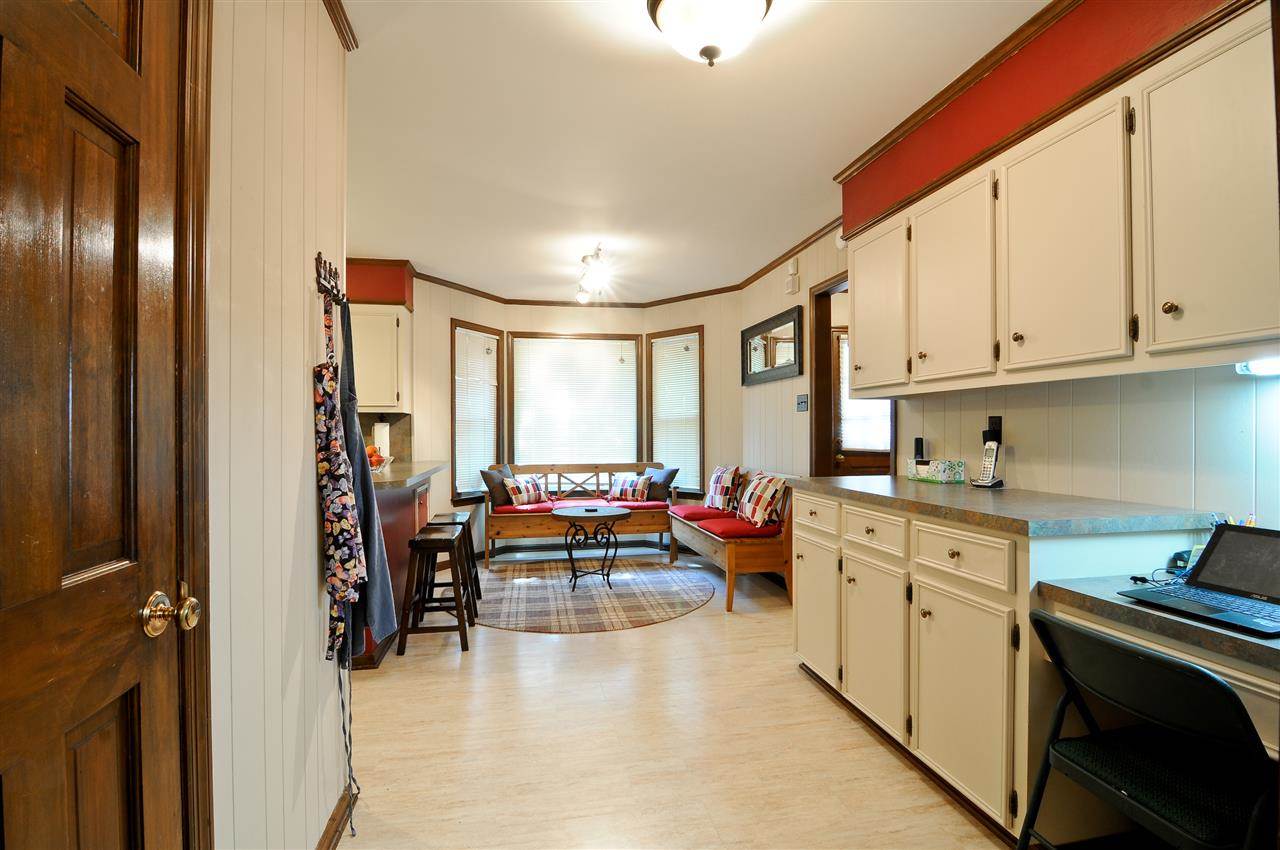 Marlowe Manor - Residential
