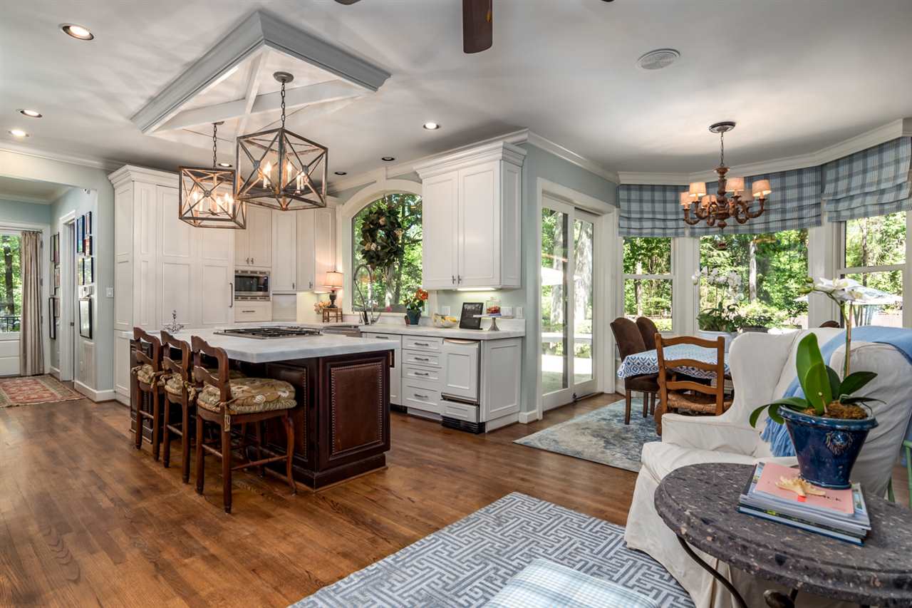 HICKORY HILLS - Residential