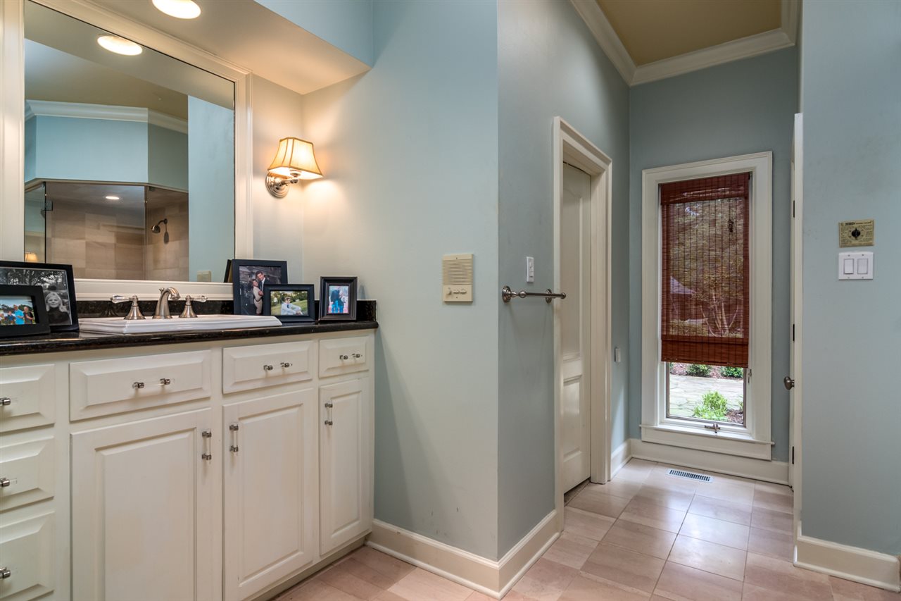 HICKORY HILLS - Residential