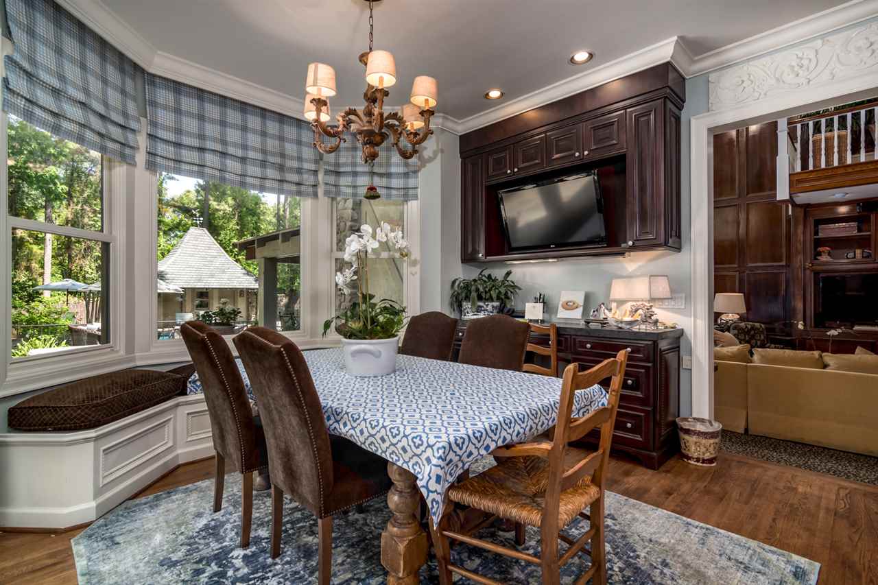 HICKORY HILLS - Residential