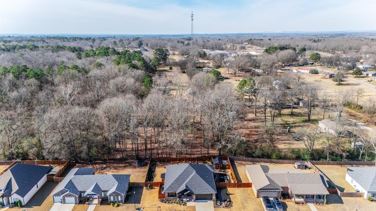 OLDE SALEM TOWNSHIP - Residential