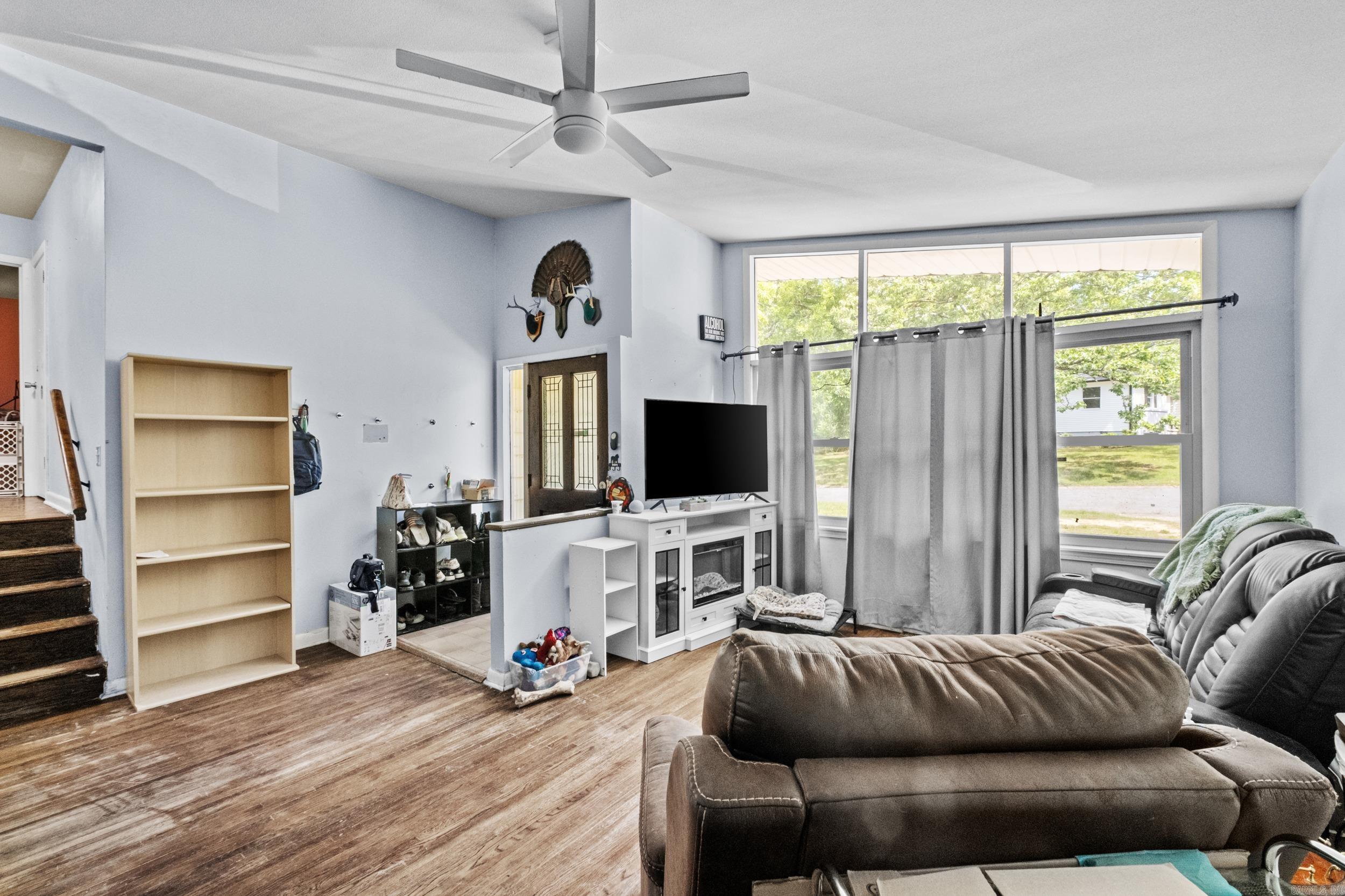 MARYLAND TERRACE - Residential