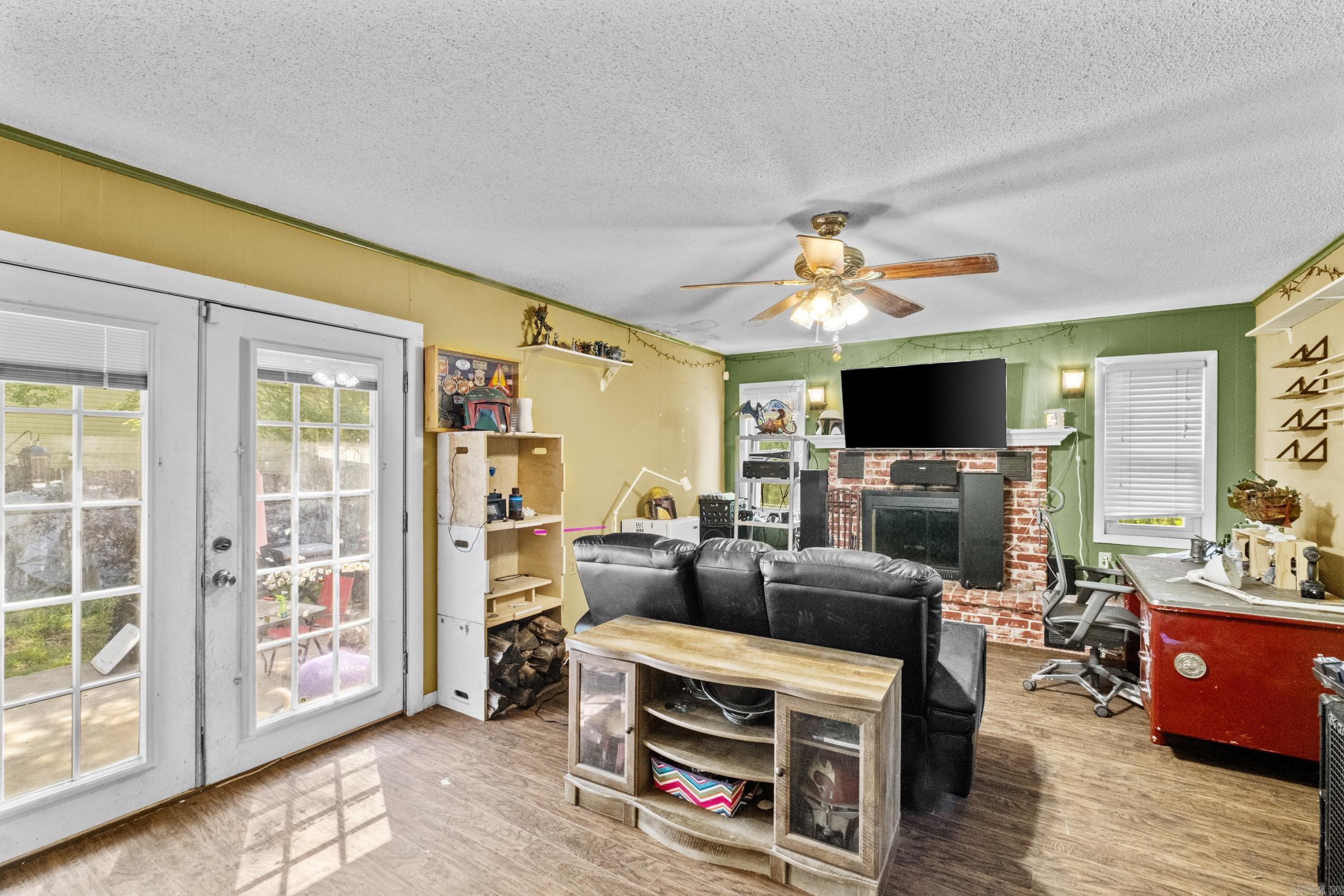MARYLAND TERRACE - Residential