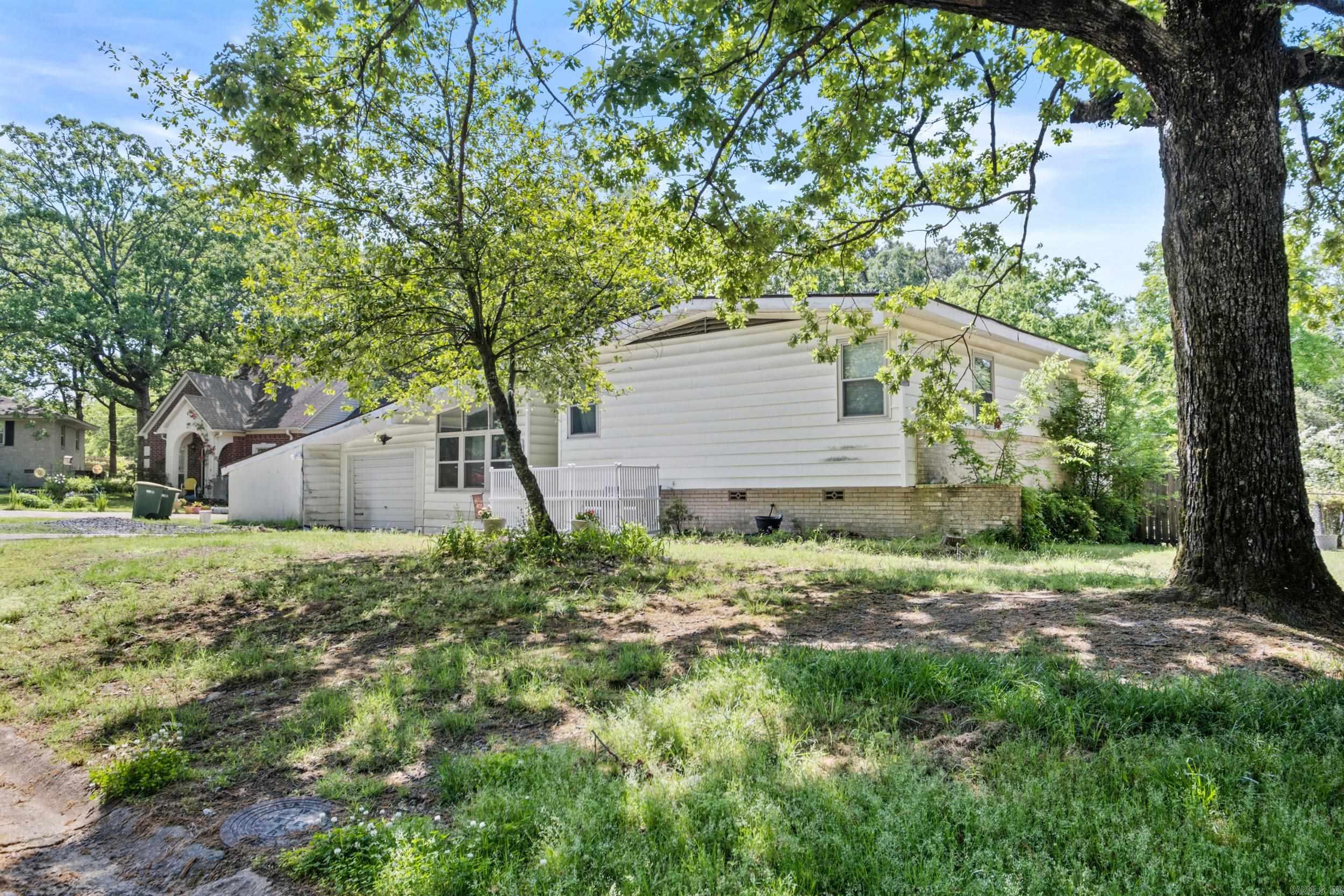 MARYLAND TERRACE - Residential