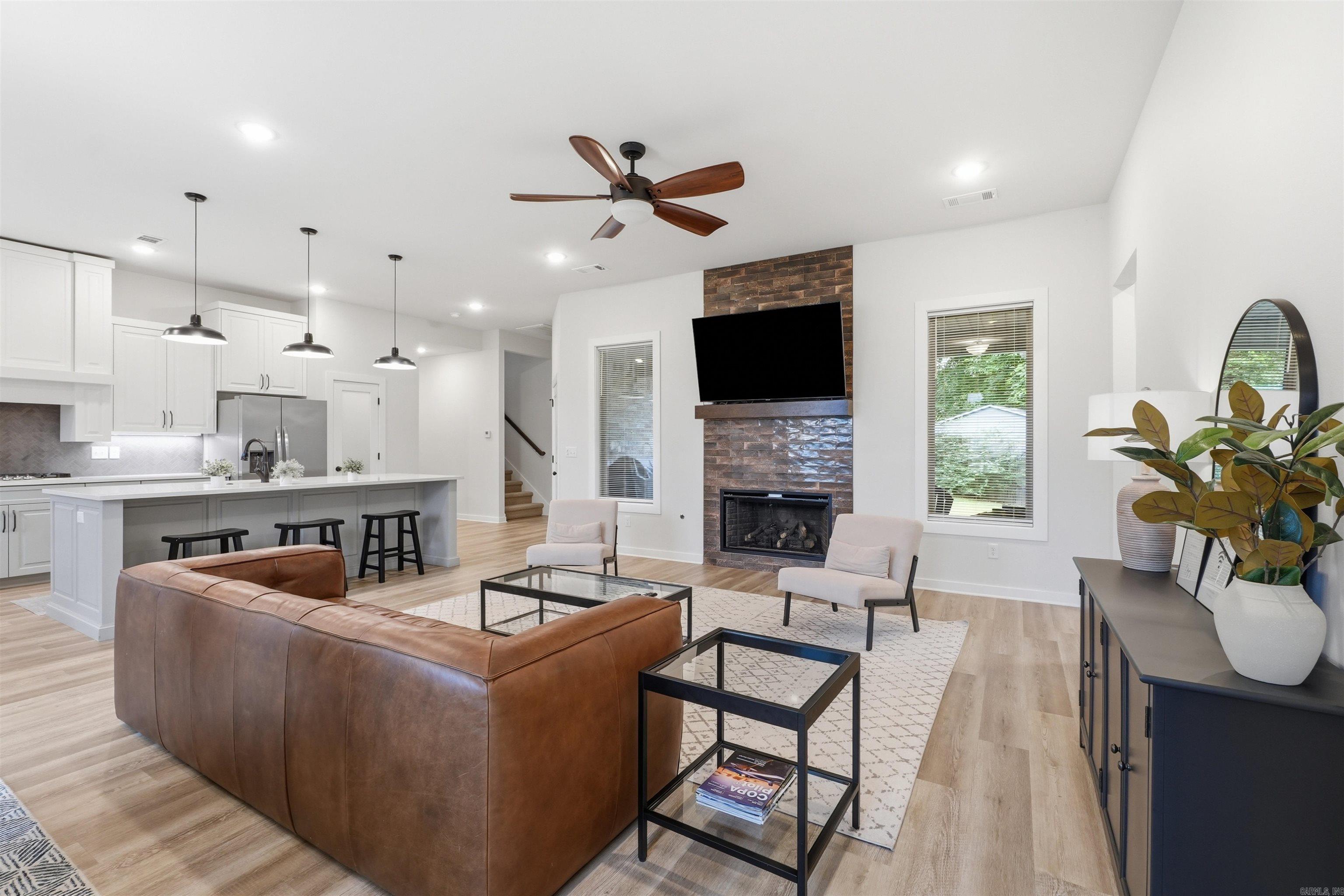 OVERCUP RIDGE ADDN - Residential