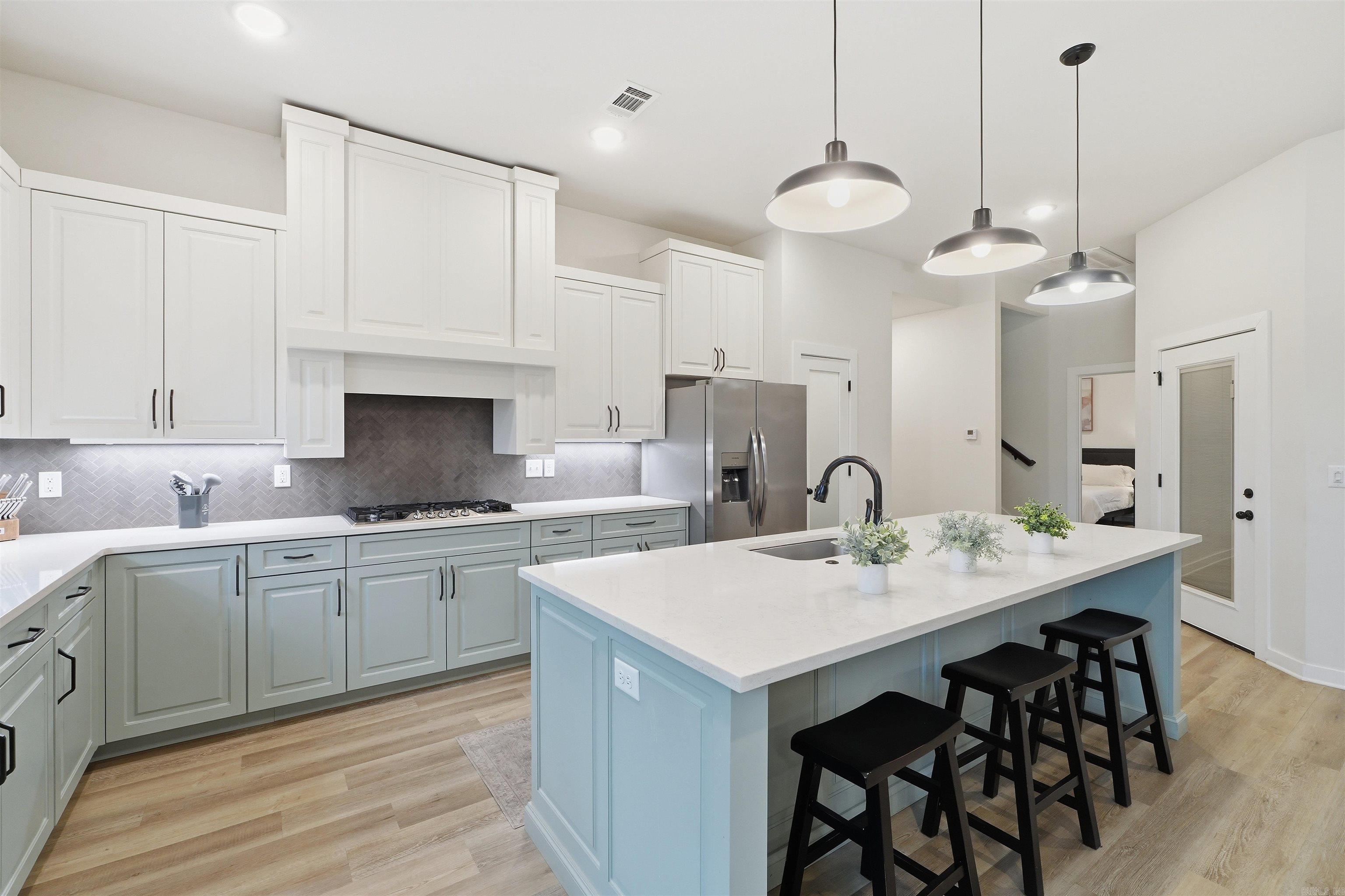 OVERCUP RIDGE ADDN - Residential
