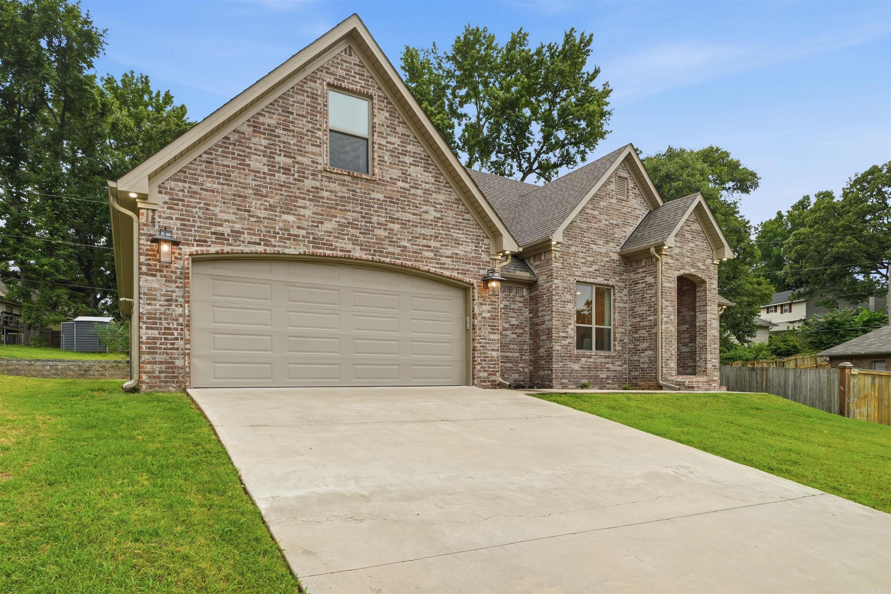 OVERCUP RIDGE ADDN - Residential