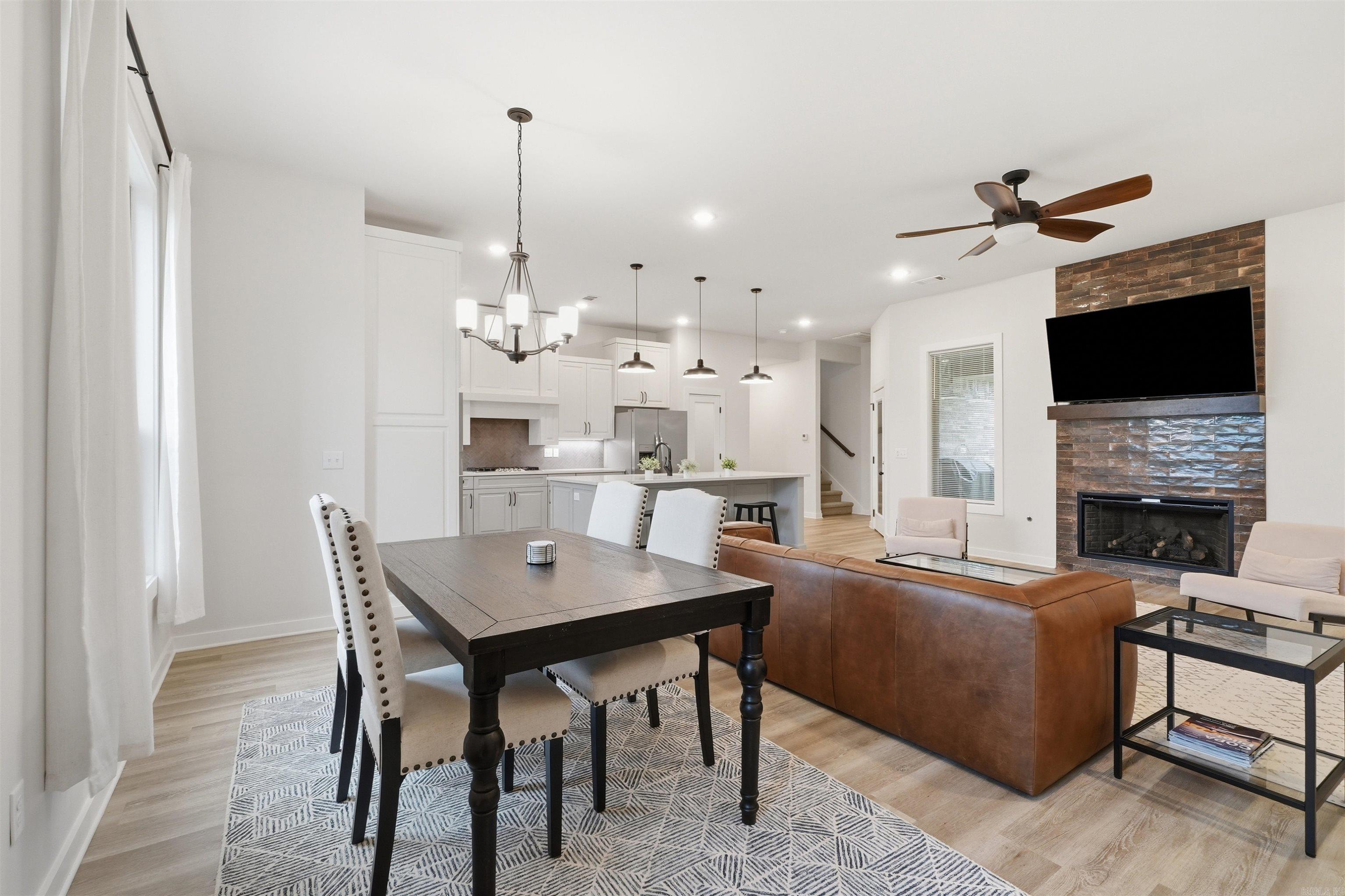 OVERCUP RIDGE ADDN - Residential