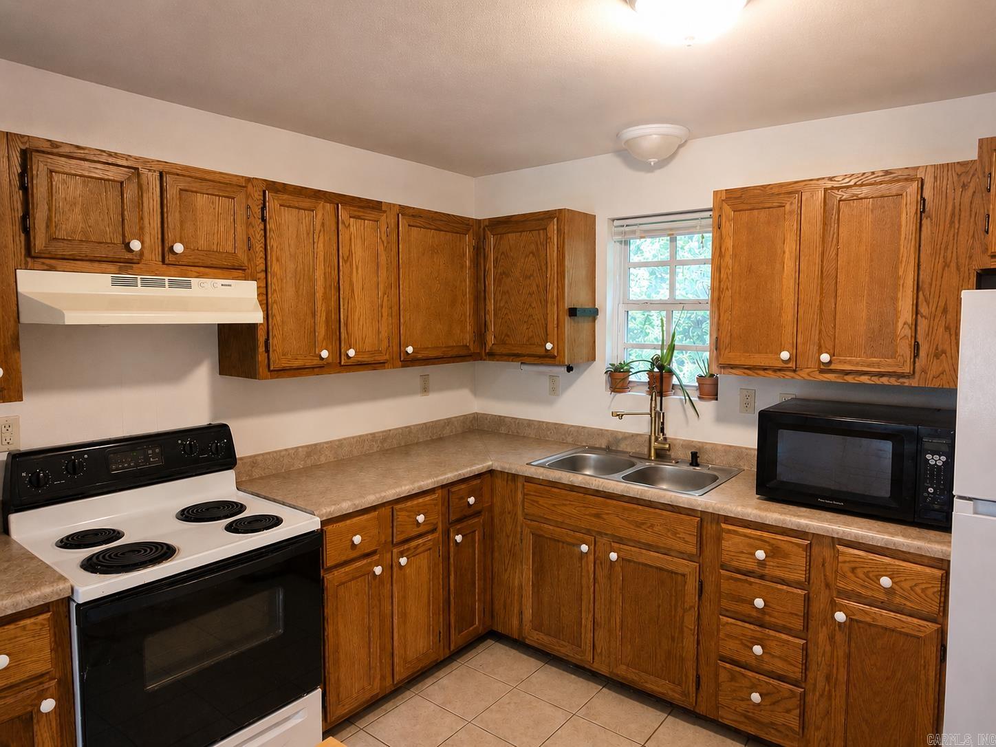 SKUNK HOLLOW - Residential
