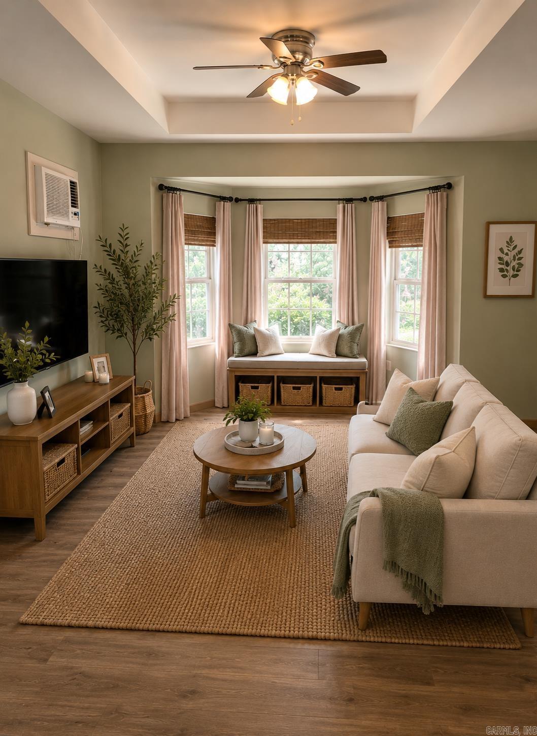 SKUNK HOLLOW - Residential