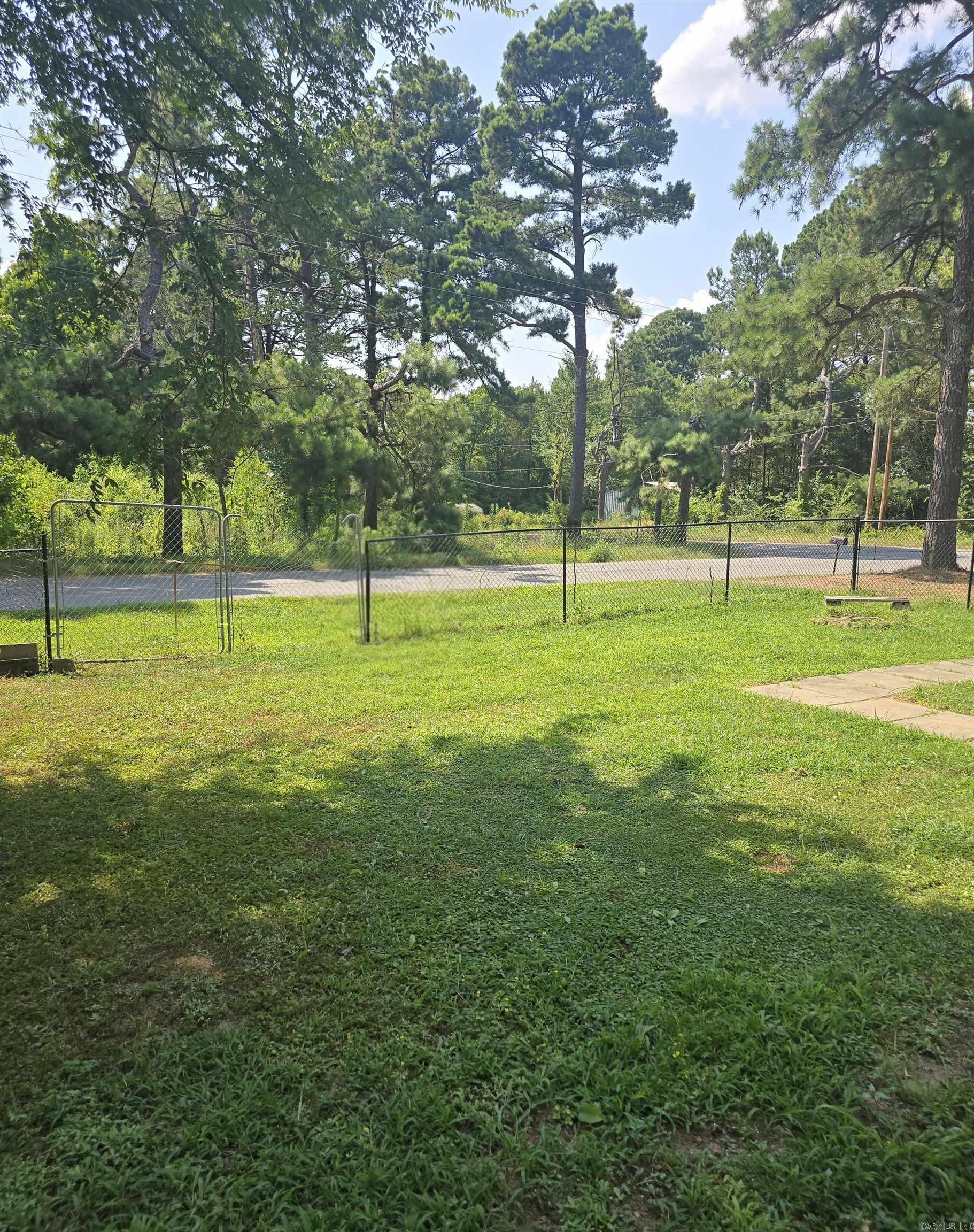 SKUNK HOLLOW - Residential