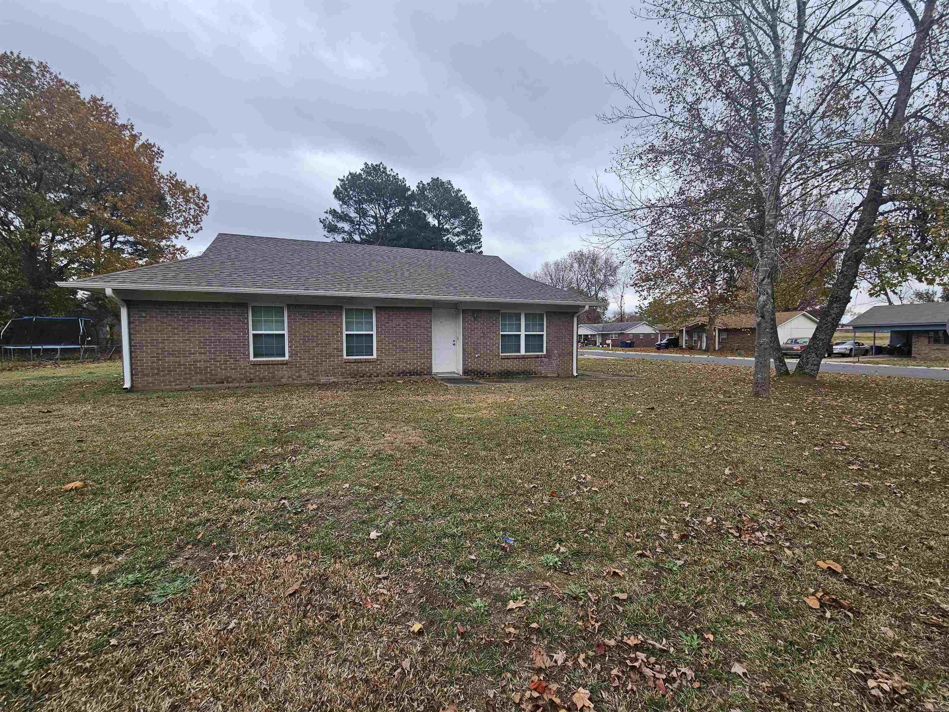 MEADOWLARK - Residential