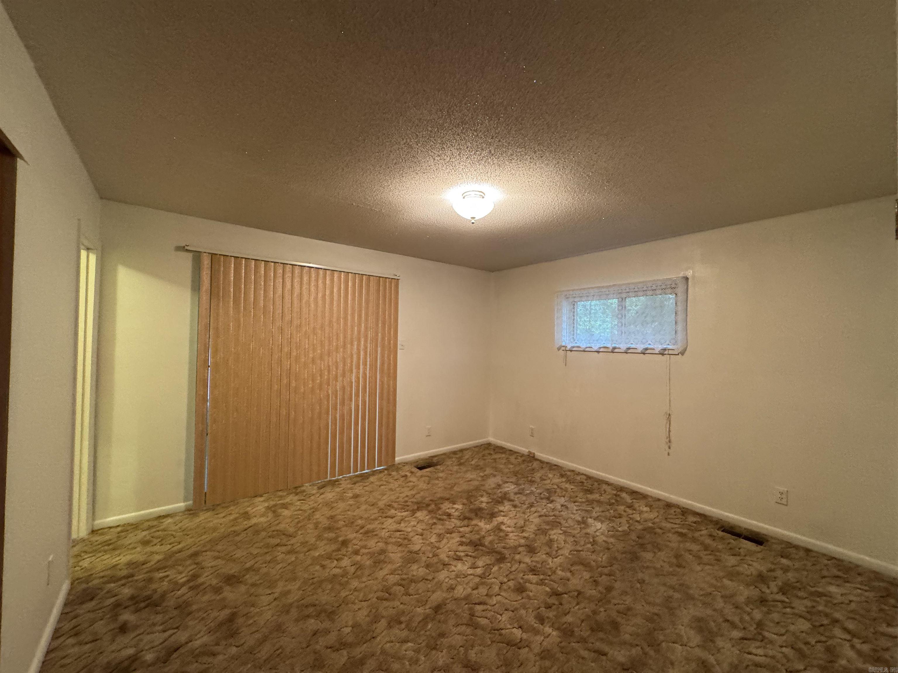 HURRICANE HEIGHTS - Residential