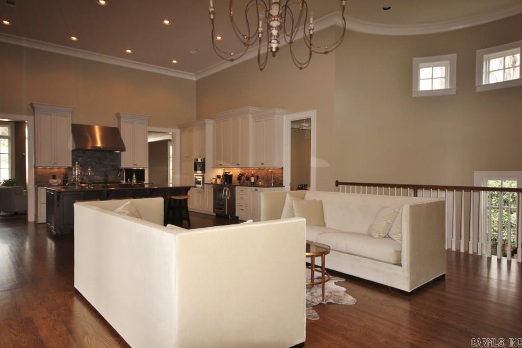 Country Club Heights - Residential