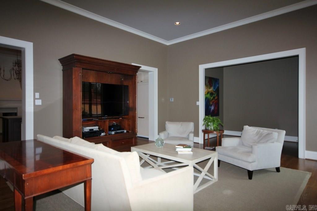 Country Club Heights - Residential
