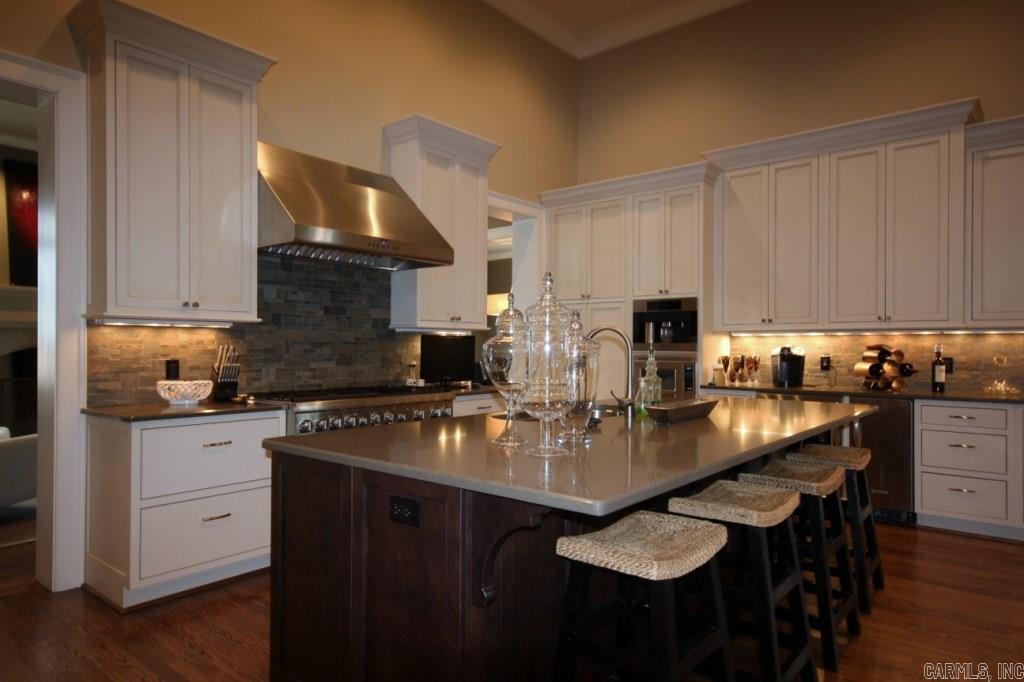 Country Club Heights - Residential
