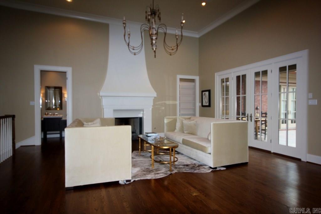 Country Club Heights - Residential