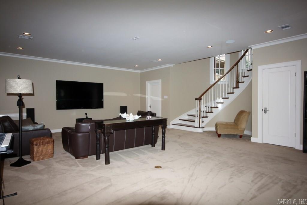 Country Club Heights - Residential