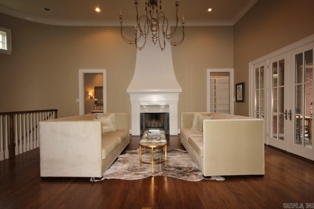 Country Club Heights - Residential